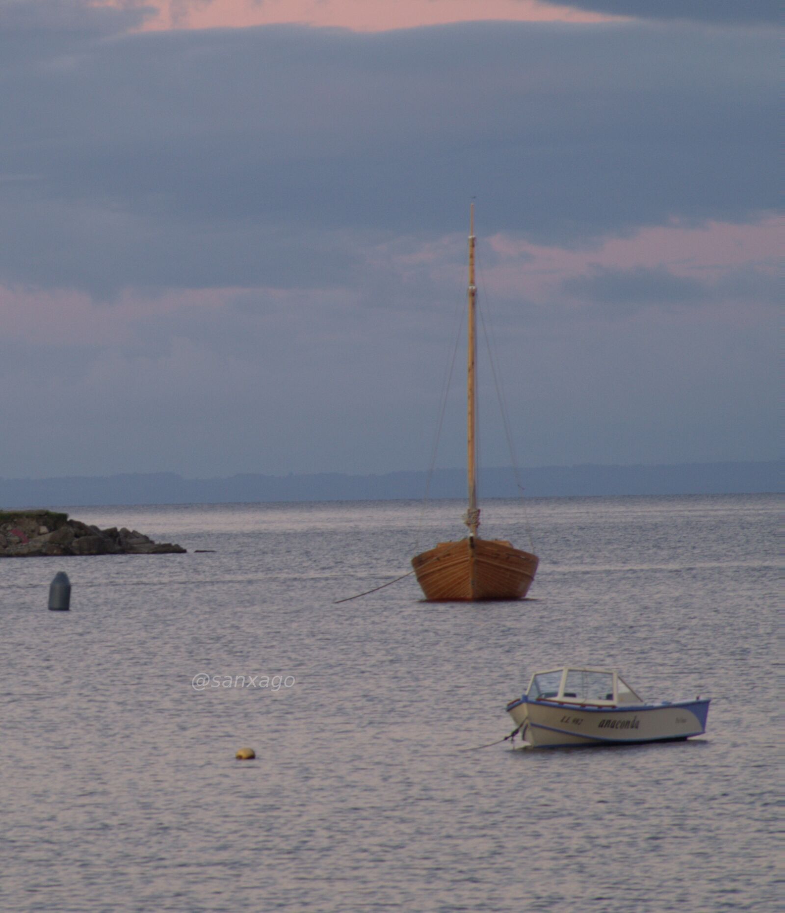 Sony SLT-A58 sample photo. Lake, boats, candles photography