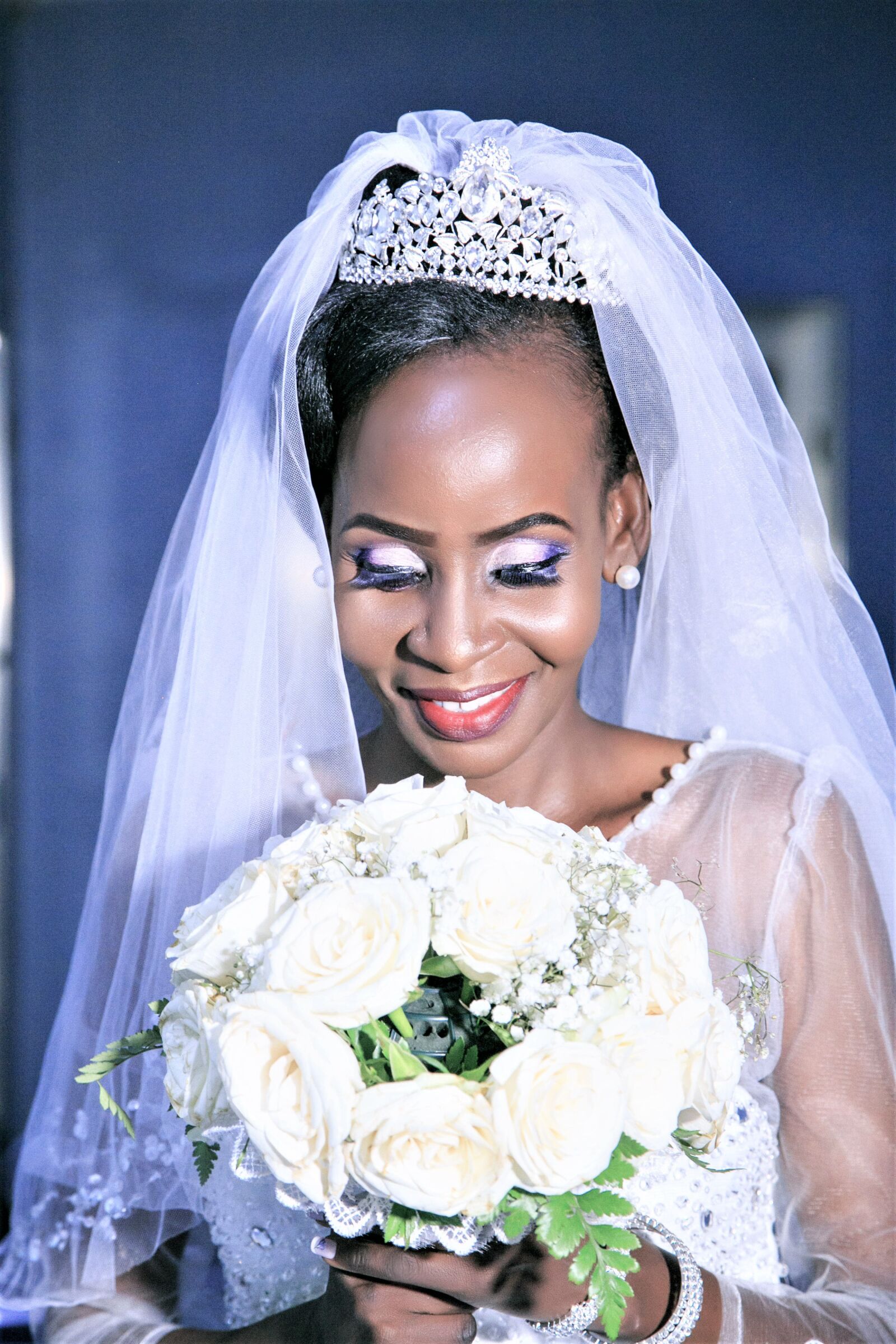 Canon EOS 6D + Canon EF 24-105mm F4L IS USM sample photo. Bride, woman, wedding photography