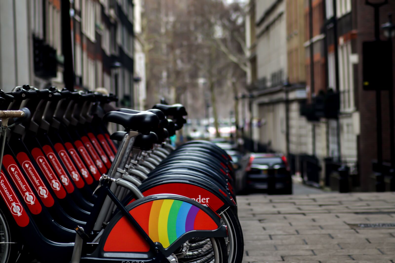 Canon EOS M50 (EOS Kiss M) sample photo. London, rent, bicycle photography