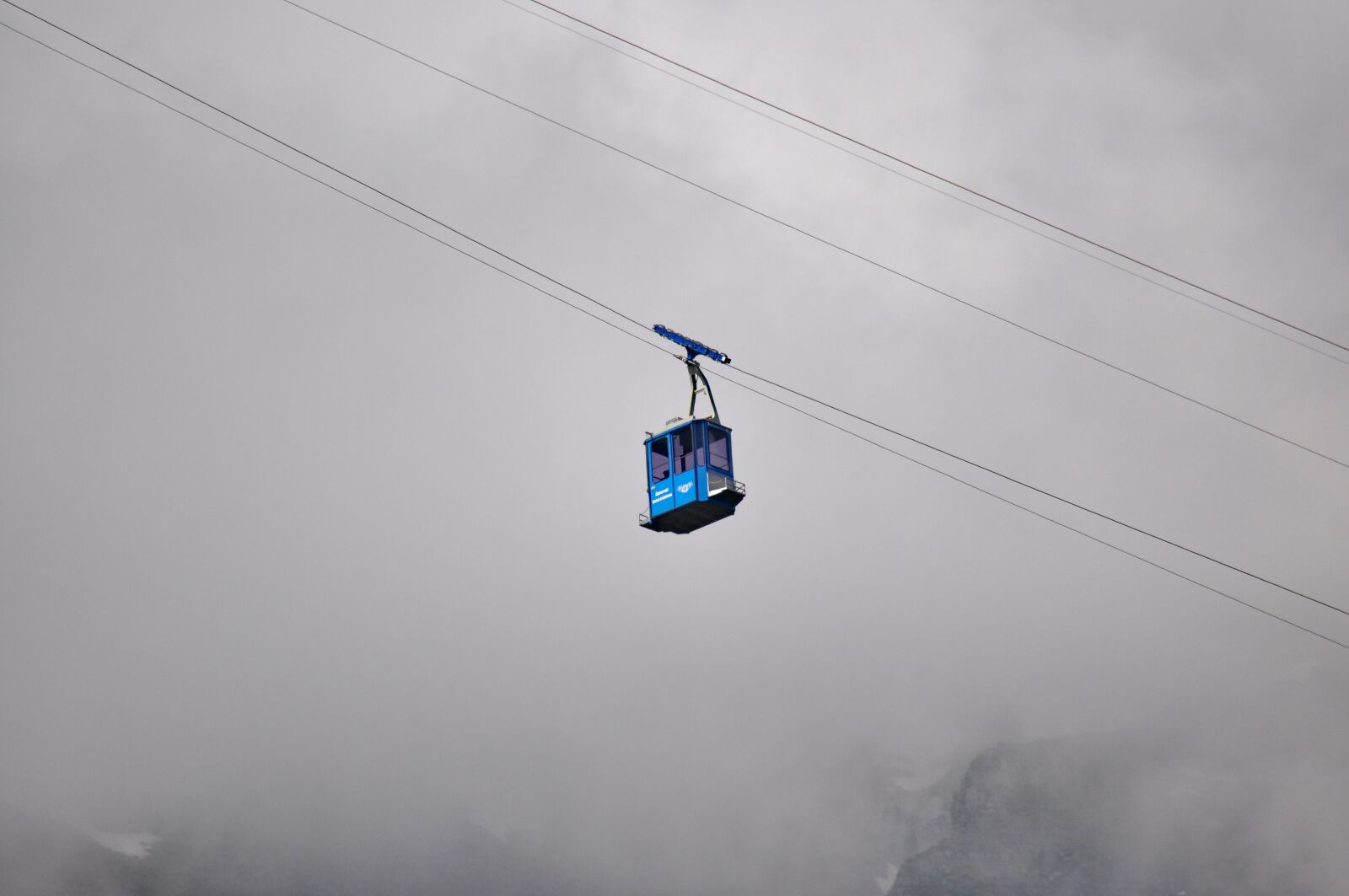 Nikon D90 sample photo. Cable car, gondola, mountains photography