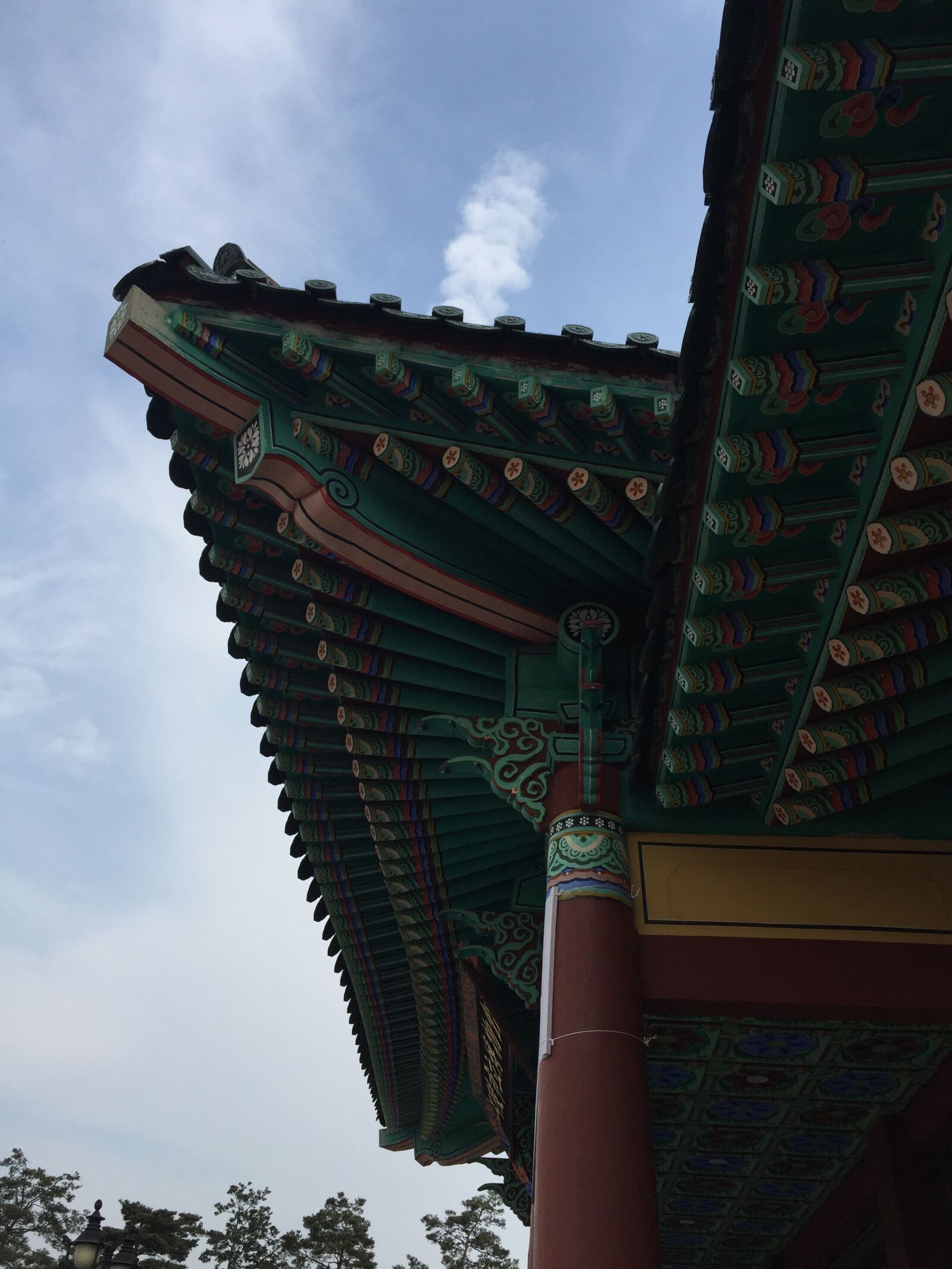 iPhone 6 Plus back camera 4.15mm f/2.2 sample photo. Ganglung, korea photography