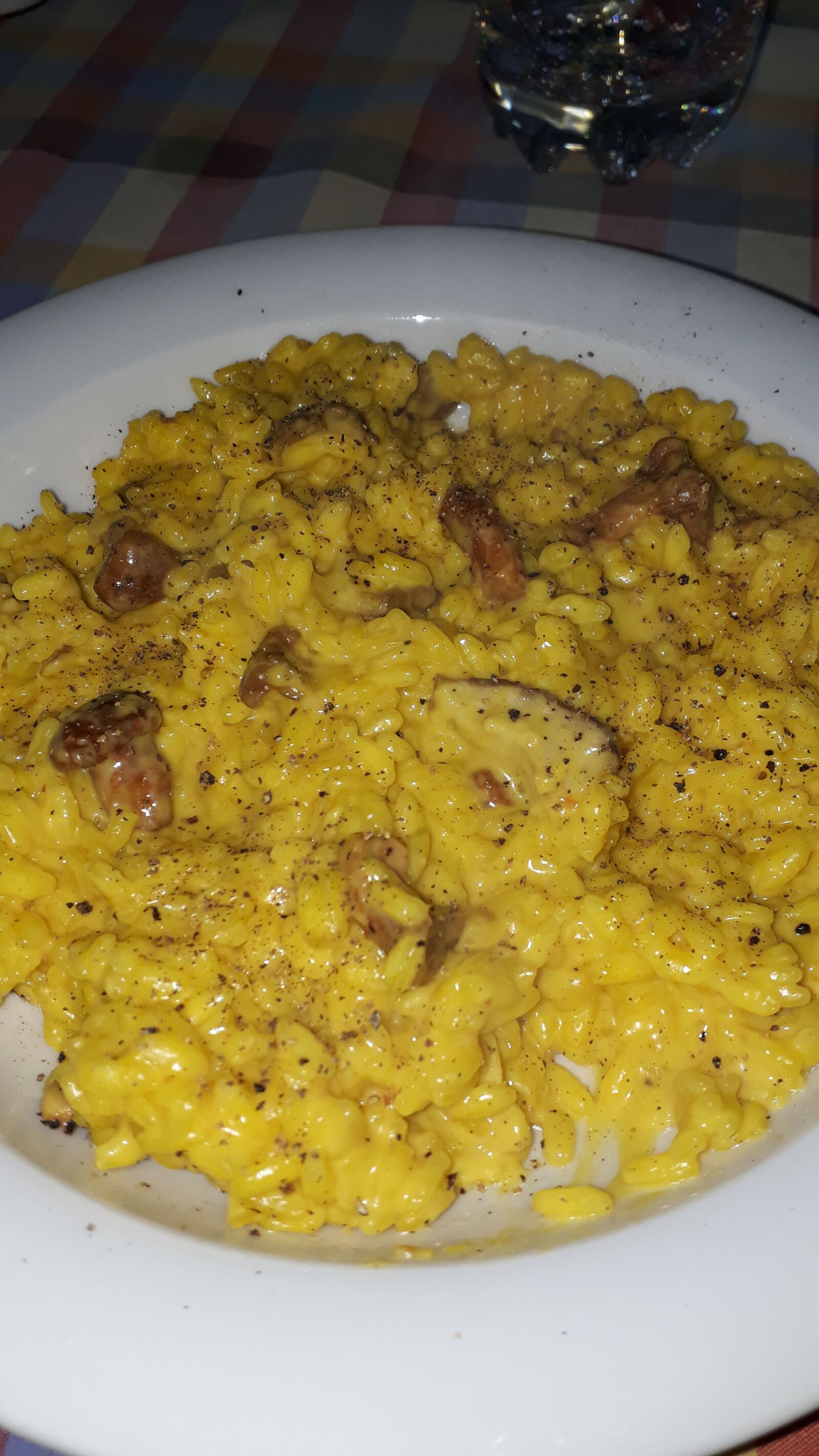 Samsung Galaxy A3(2017) sample photo. Homemade, mushrooms, risotto photography