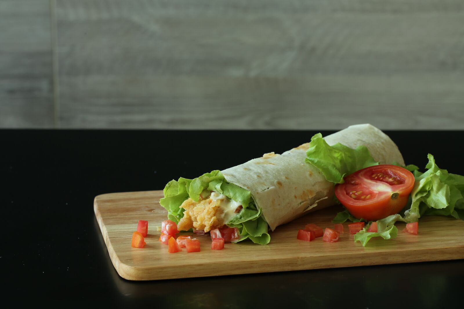 Canon EF 100mm F2.8L Macro IS USM sample photo. Burger, fastfood, chicken photography