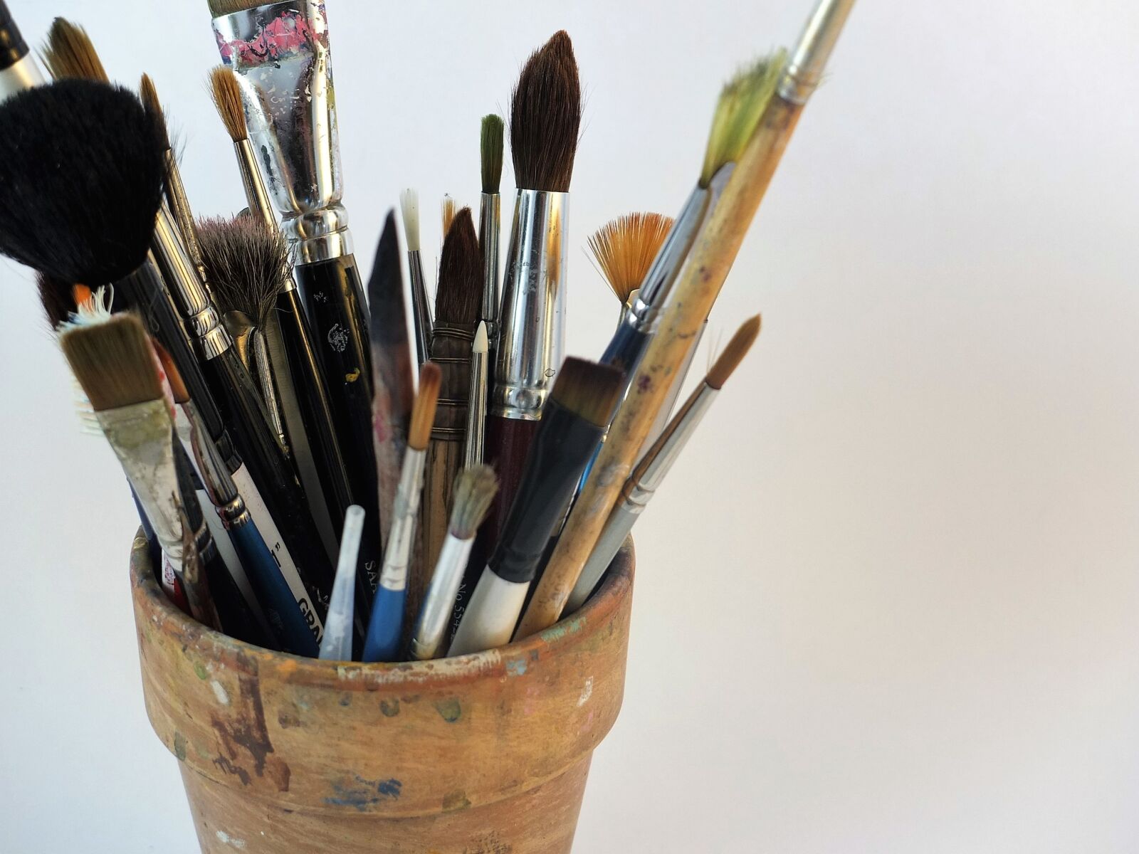 Fujifilm X10 sample photo. Artist's brushes, artist, watercolour photography