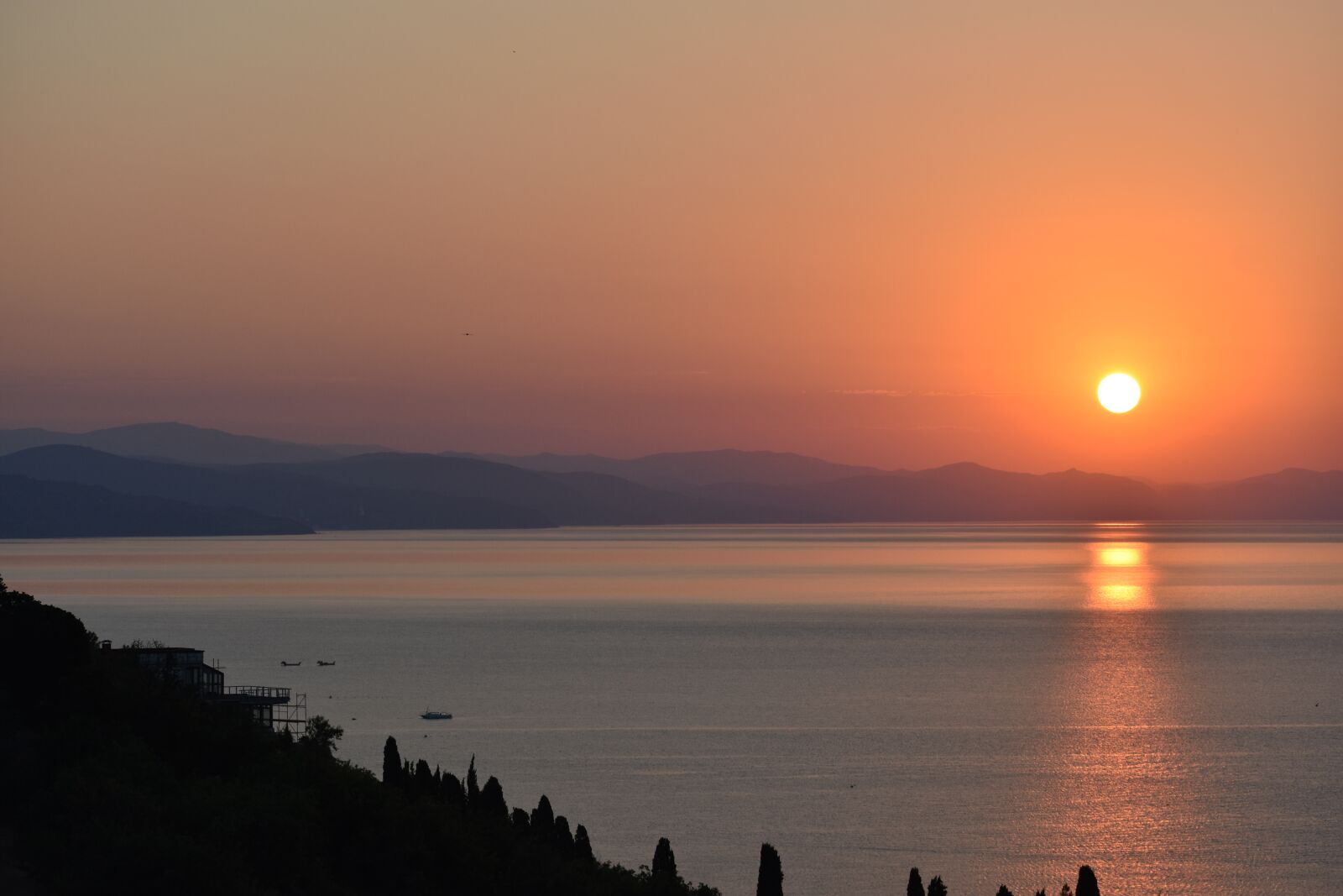 Nikon D3400 sample photo. Dawn, sunrise, sun photography