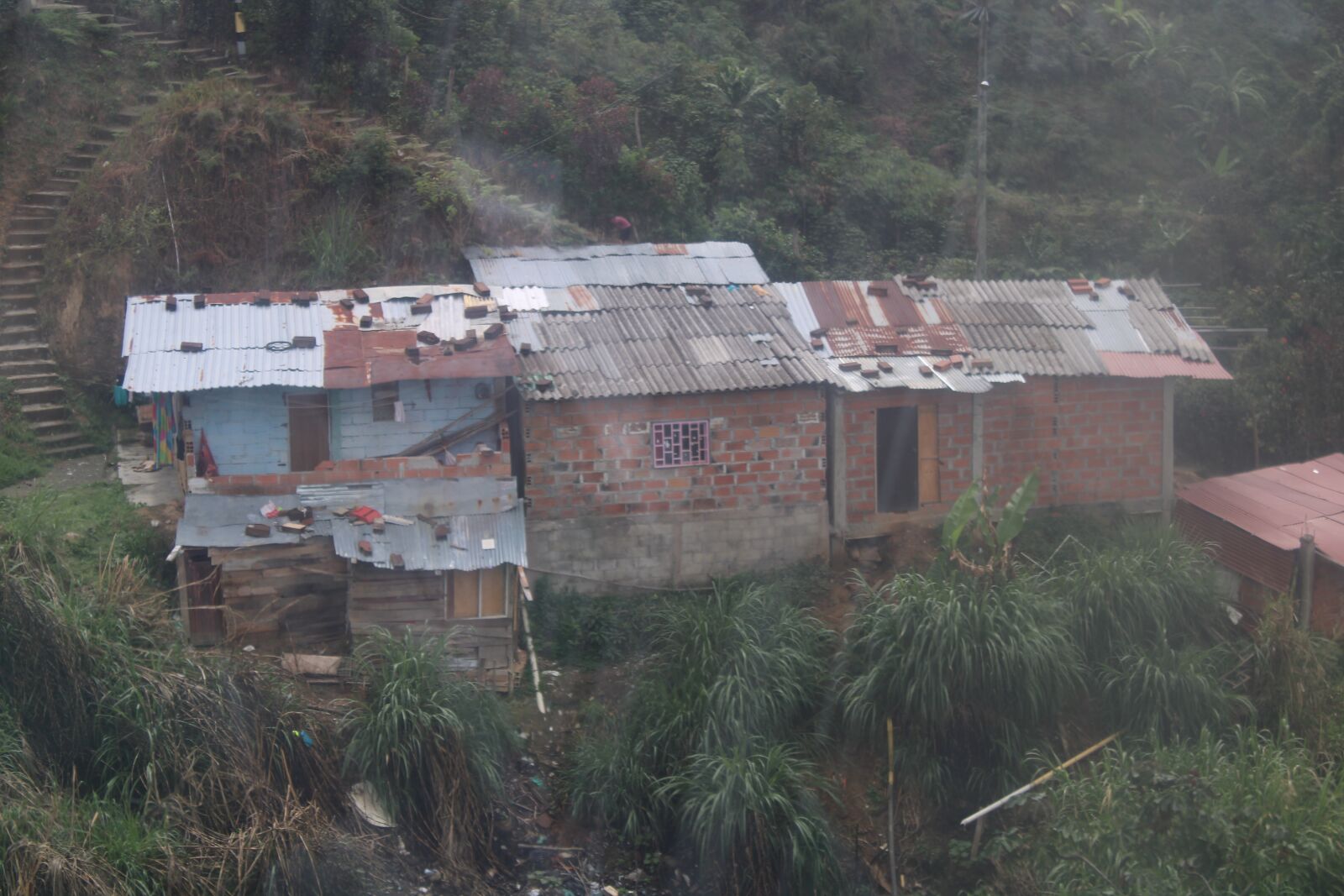 Canon EOS 2000D (EOS Rebel T7 / EOS Kiss X90 / EOS 1500D) sample photo. Medellin, antioquia, colombia photography