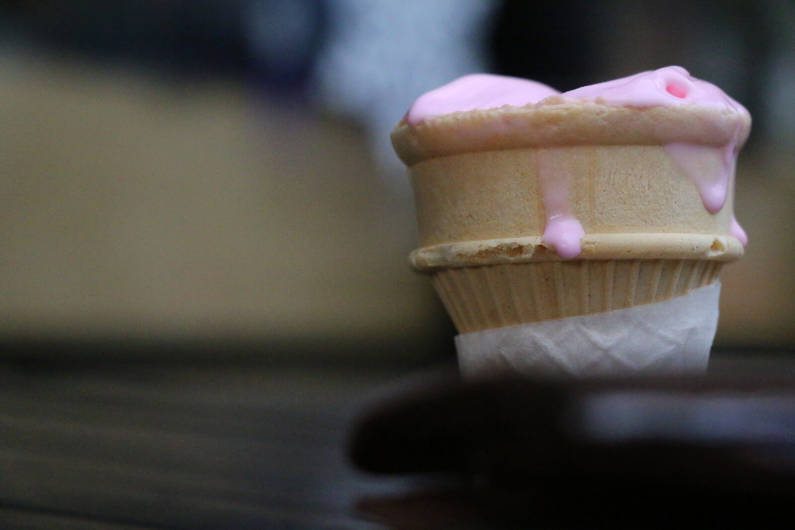 Canon EOS 70D sample photo. Cold, cone, dessert, drip photography