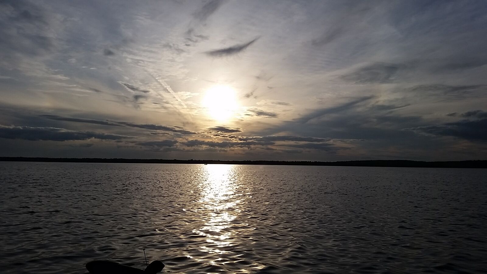 Samsung Galaxy S5 sample photo. Sky, sunset, lake photography
