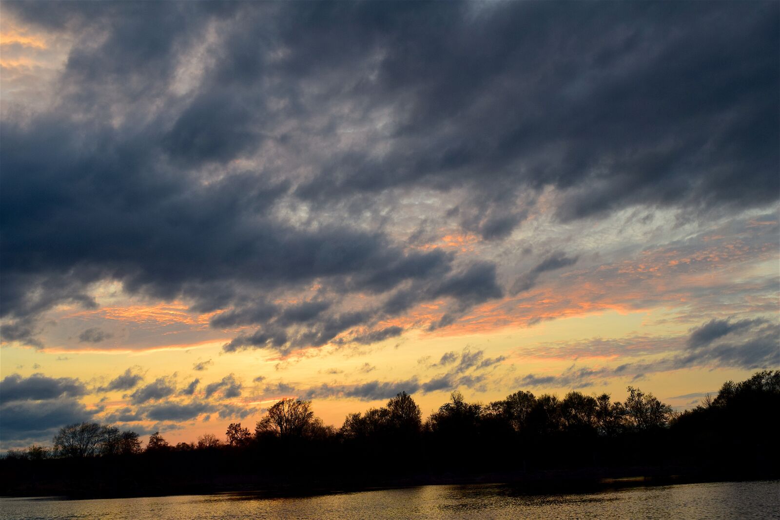 Nikon D3300 sample photo. Sunset, lake, sun photography