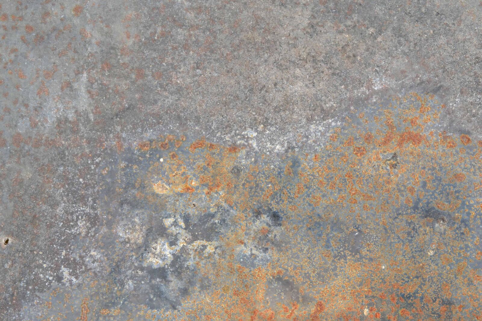 Nikon D3100 + Nikon AF-S DX Micro Nikkor 40mm F2.8 sample photo. Rust, iron, abstract, pattern photography