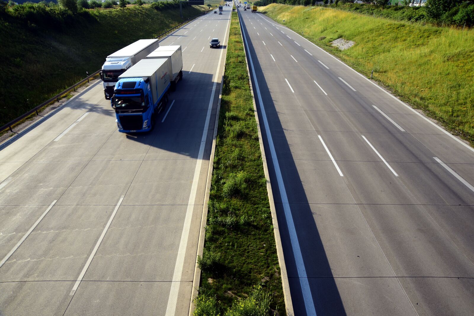 Nikon D750 sample photo. Auto, highway, road photography