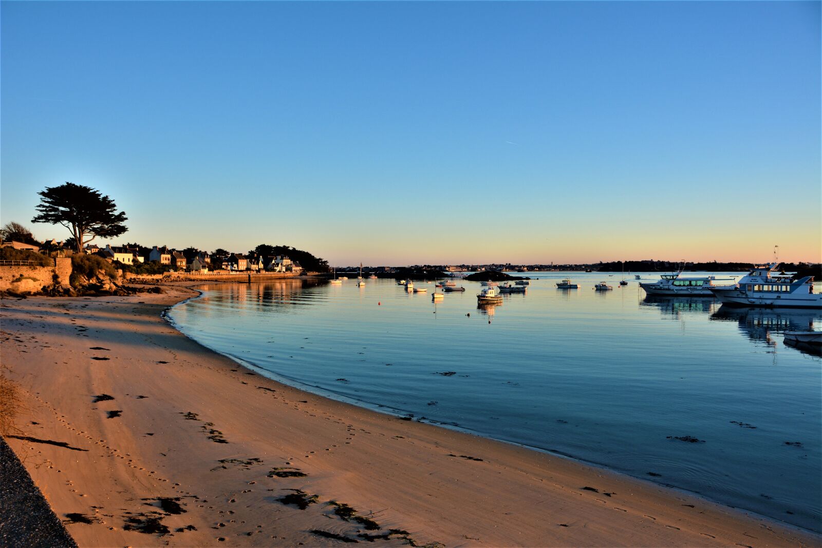 Nikon D7100 sample photo. France, brittany, isle of photography