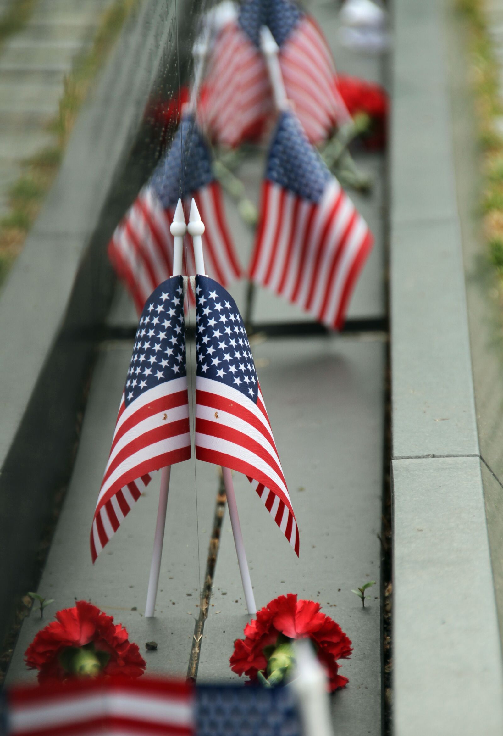 Canon EOS 7D sample photo. Memorial, vietnam, wall photography