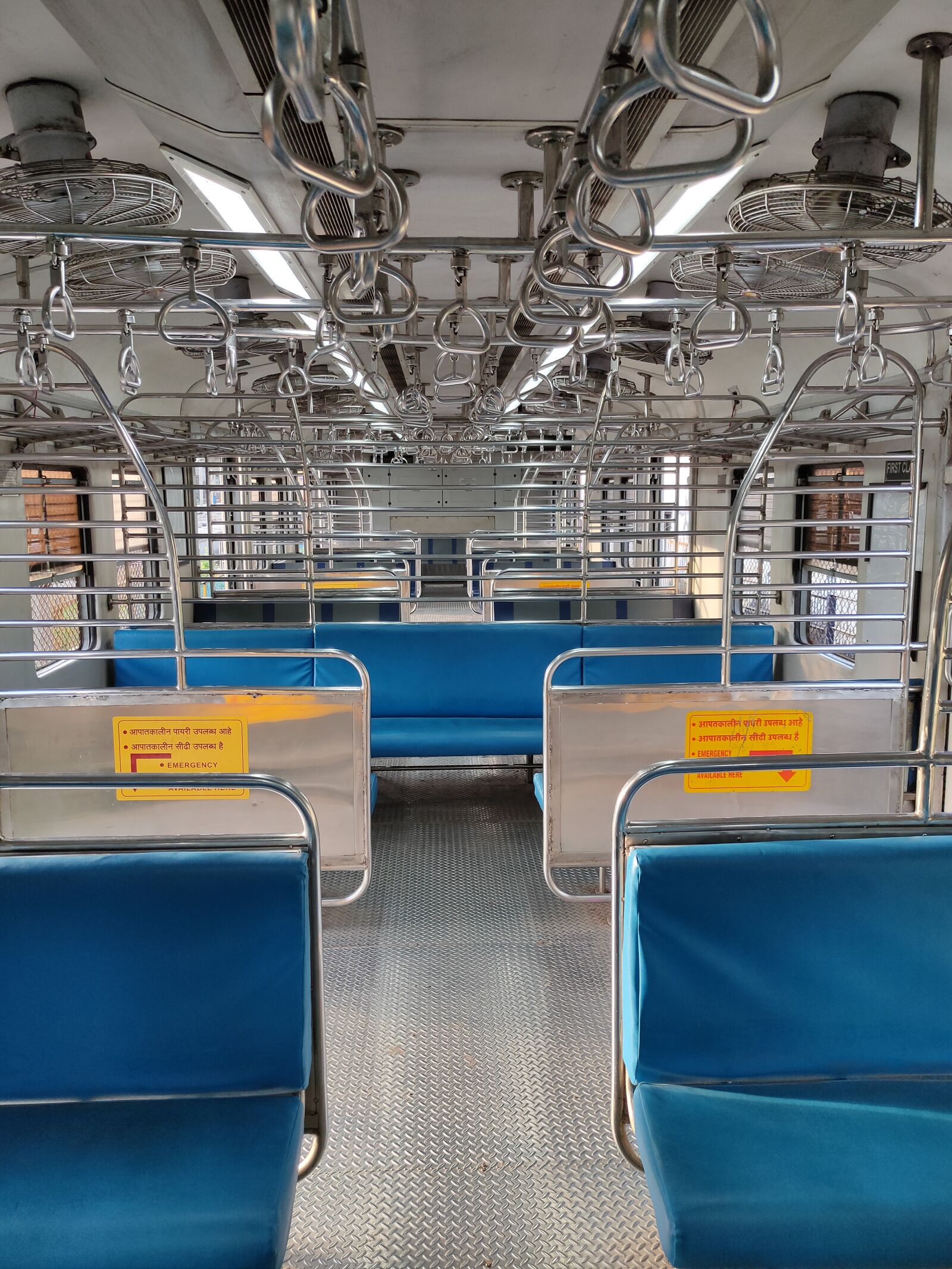 Realme XT sample photo. Seats, interior, mumbai local photography