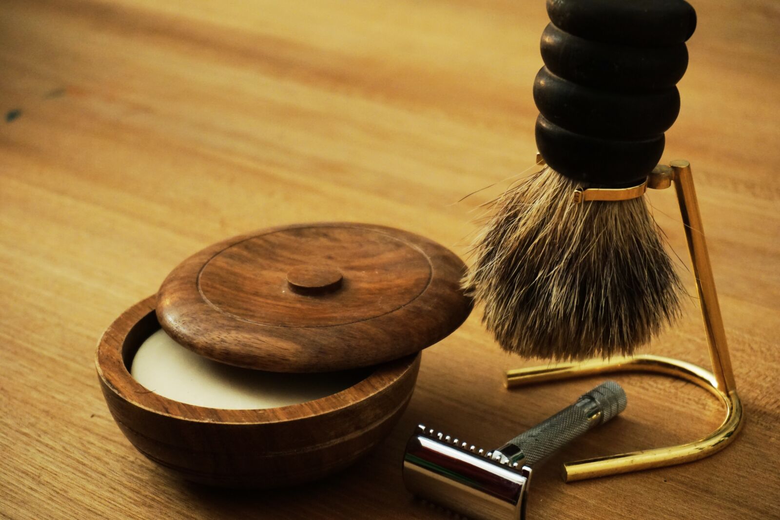 Sony E 16-50mm F3.5-5.6 PZ OSS sample photo. Wood, woods, shaver photography