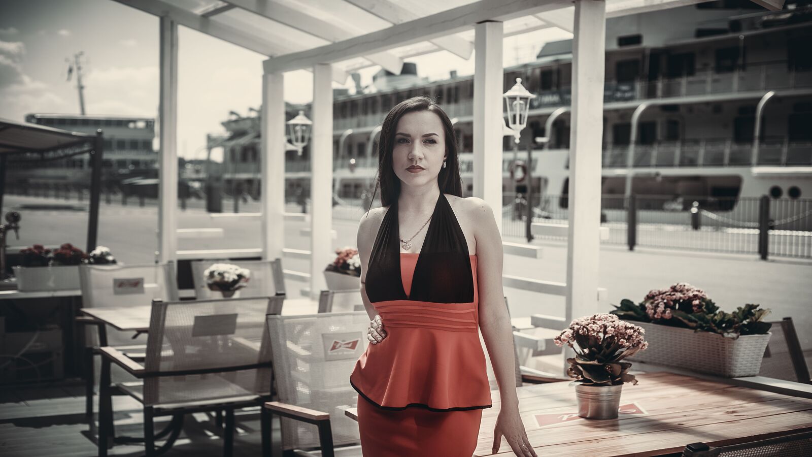 Canon EOS 5D Mark III sample photo. Girl, in the red photography