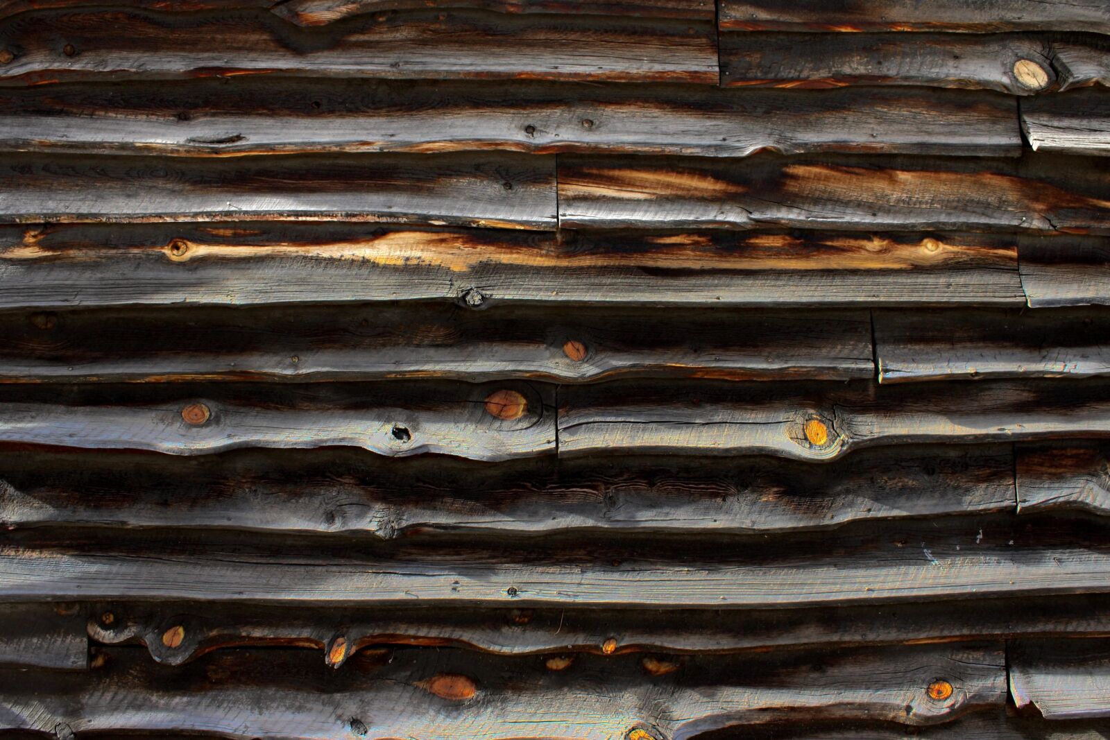 f/3.5-5.6 IS sample photo. Old barn, wooden planks photography