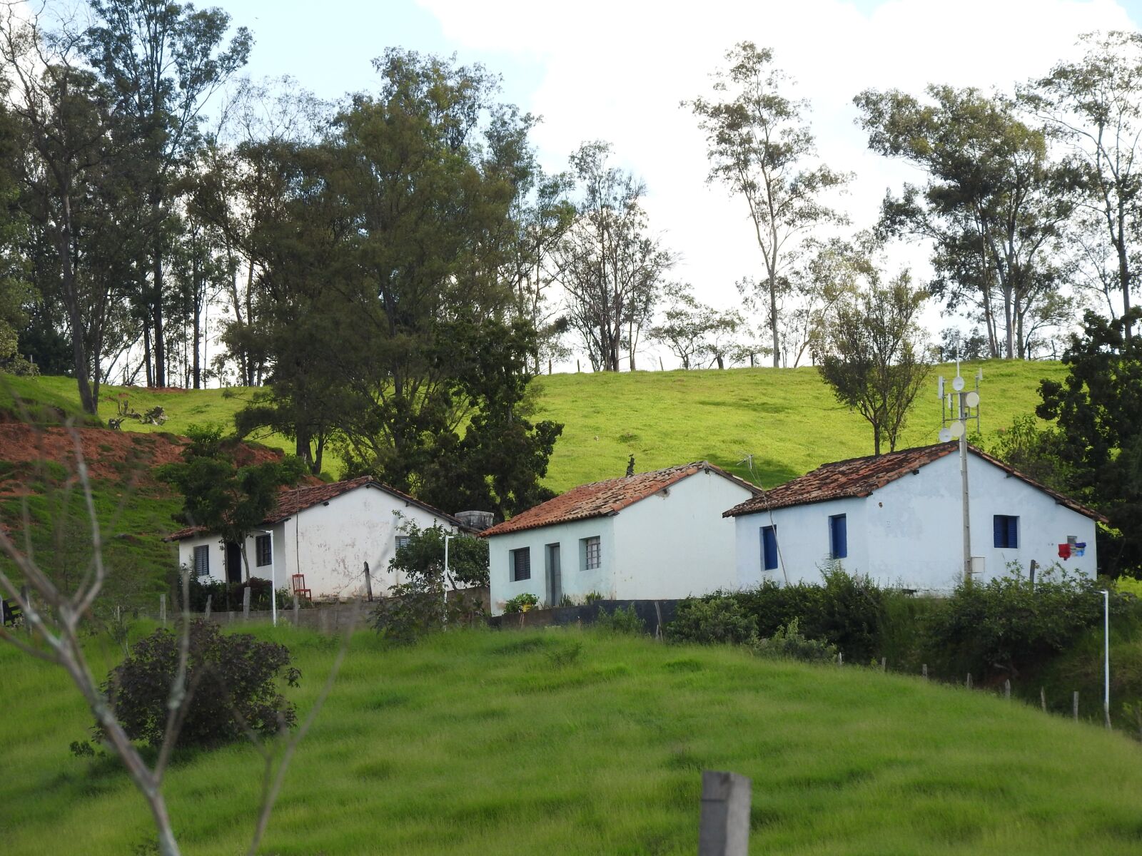 Nikon Coolpix P610 sample photo. Houses, little house, forest photography