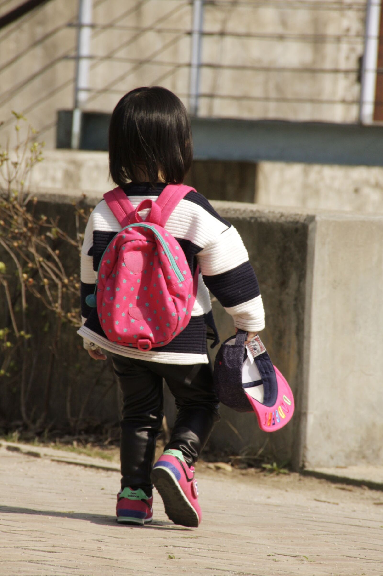 Canon EOS 40D sample photo. Children, women's, pooping photography