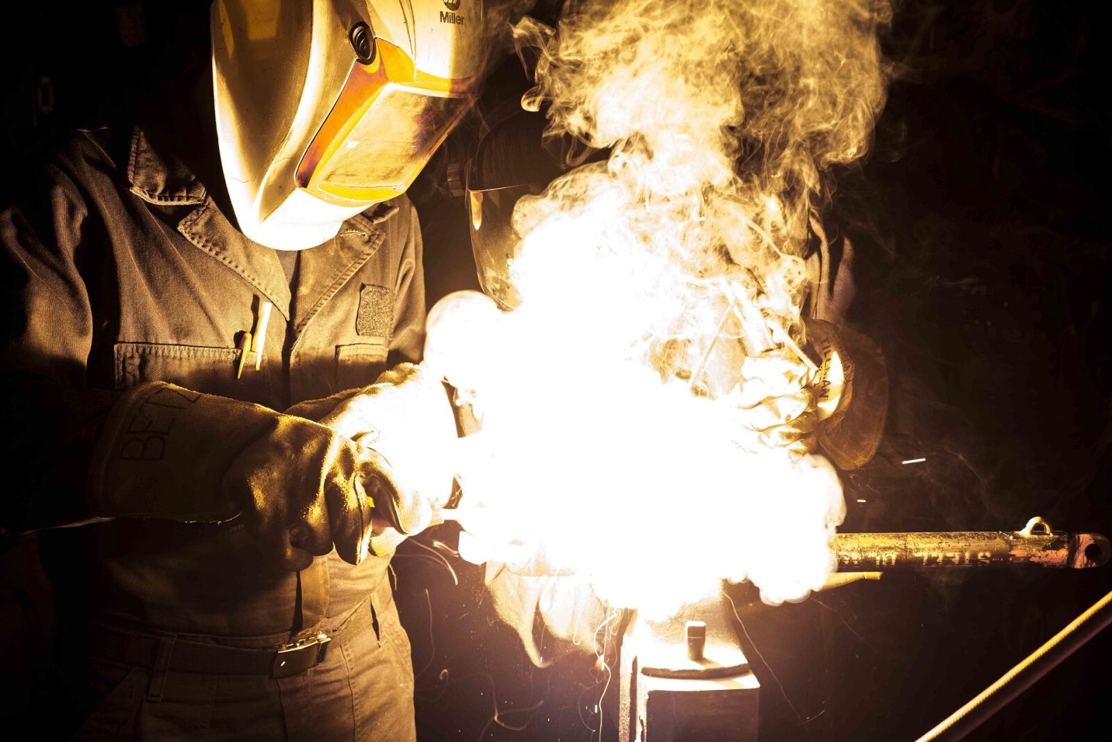 Nikon D800 sample photo. Construction, worker, labor photography