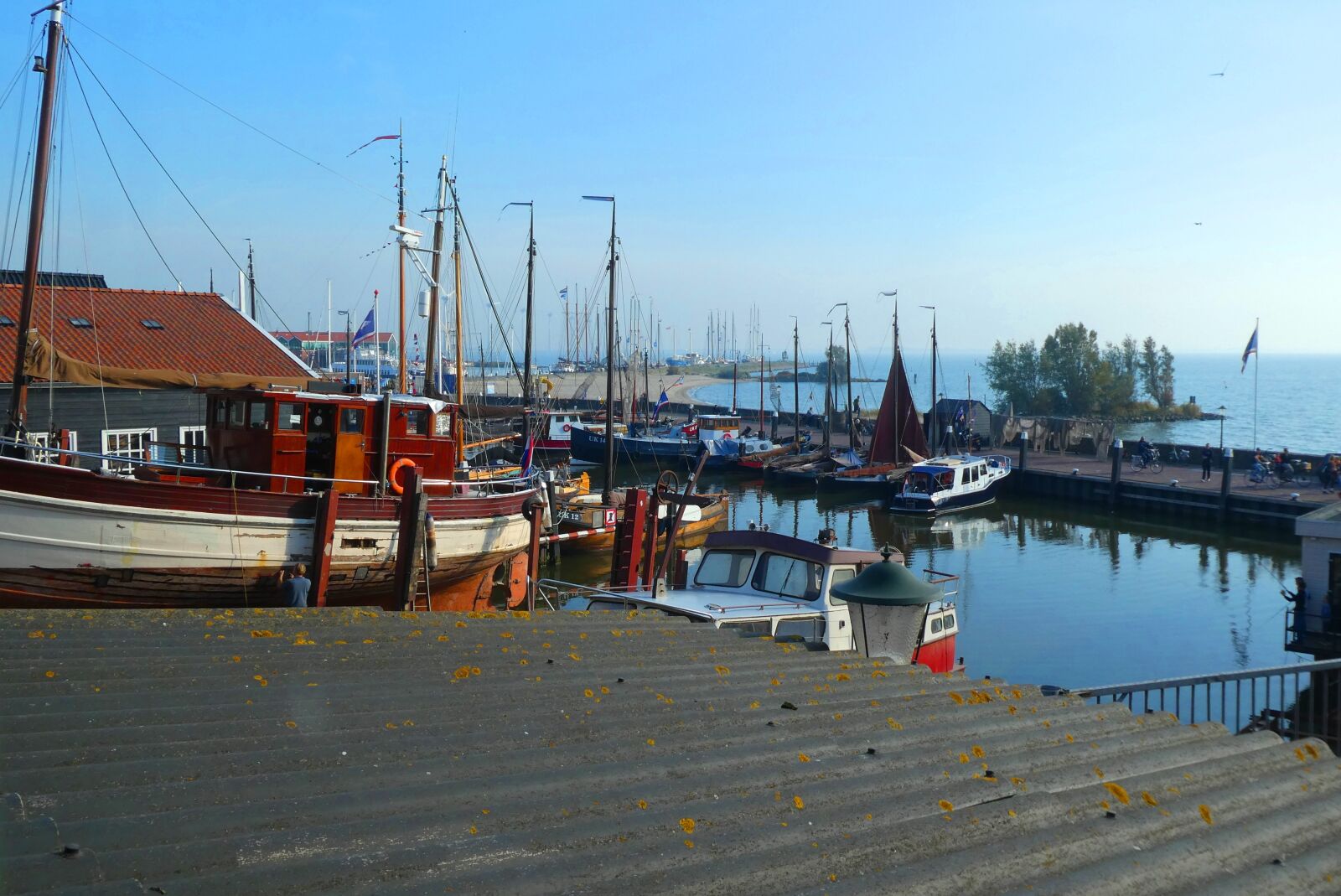 Panasonic Lumix DC-ZS70 (Lumix DC-TZ90) sample photo. Port, urk, boats photography