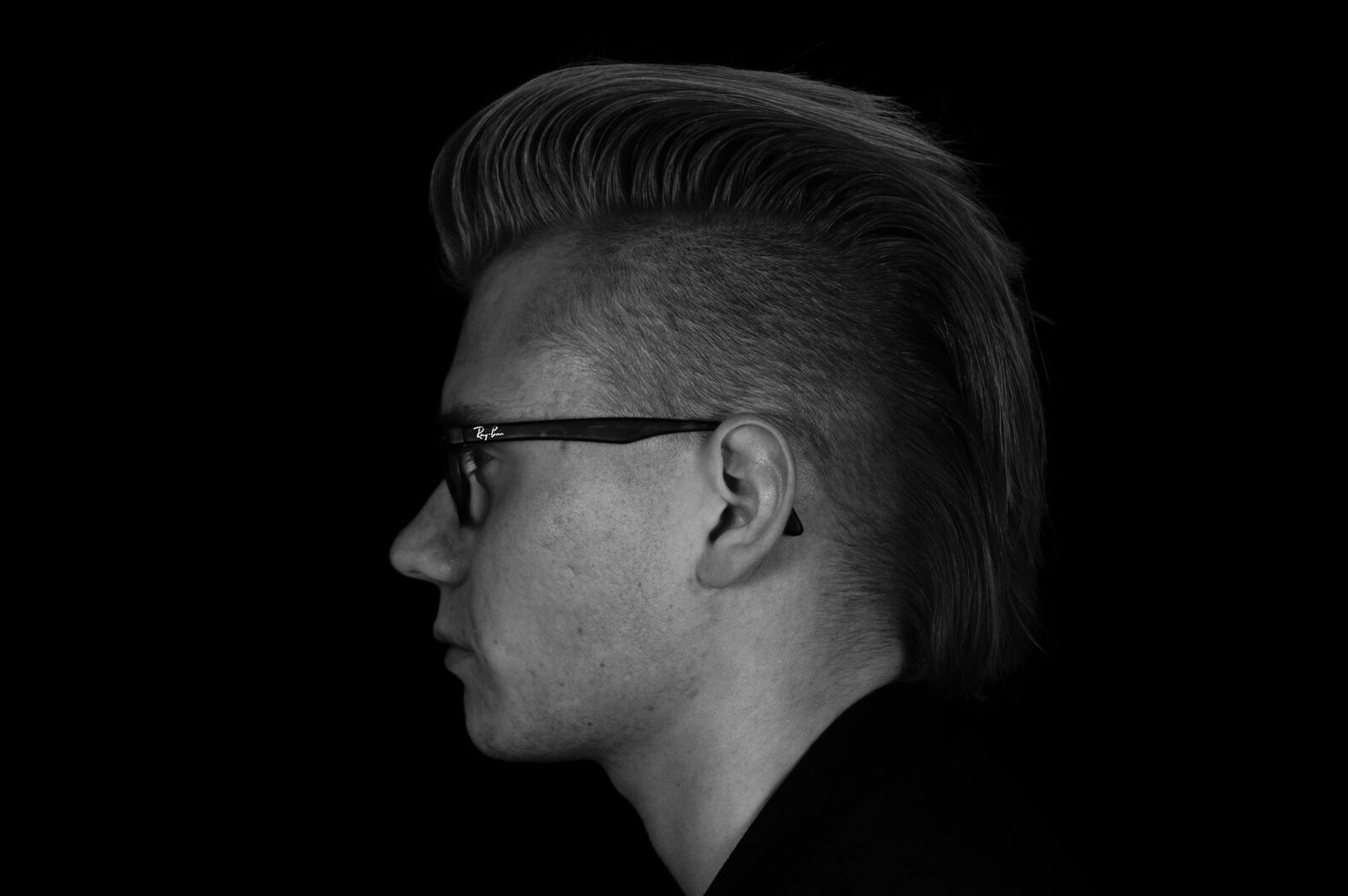 Nikon D3200 sample photo. Eyeglasses, hairstyle, male photography