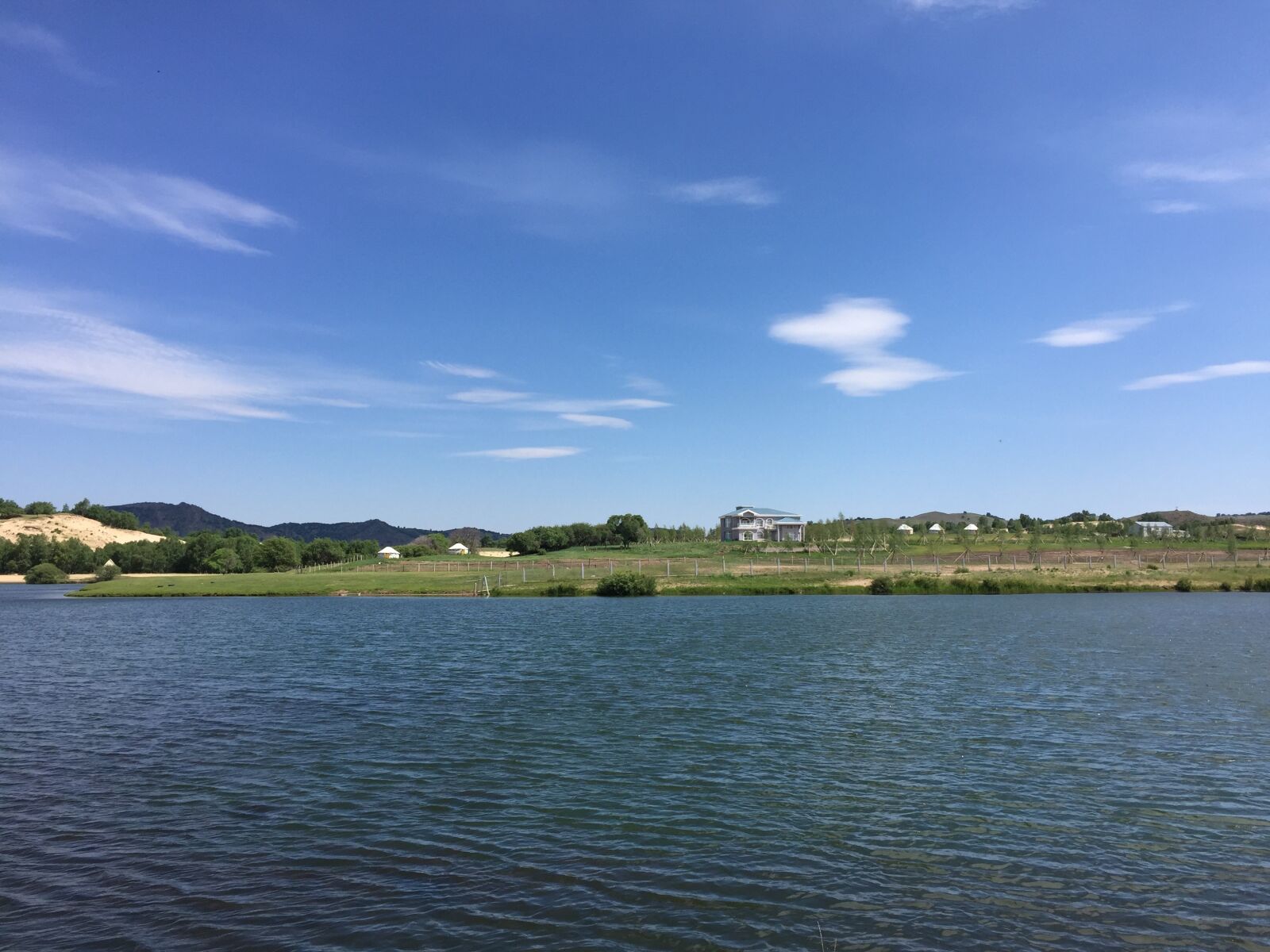 Apple iPhone 6 sample photo. Beach, lake, blue sky photography