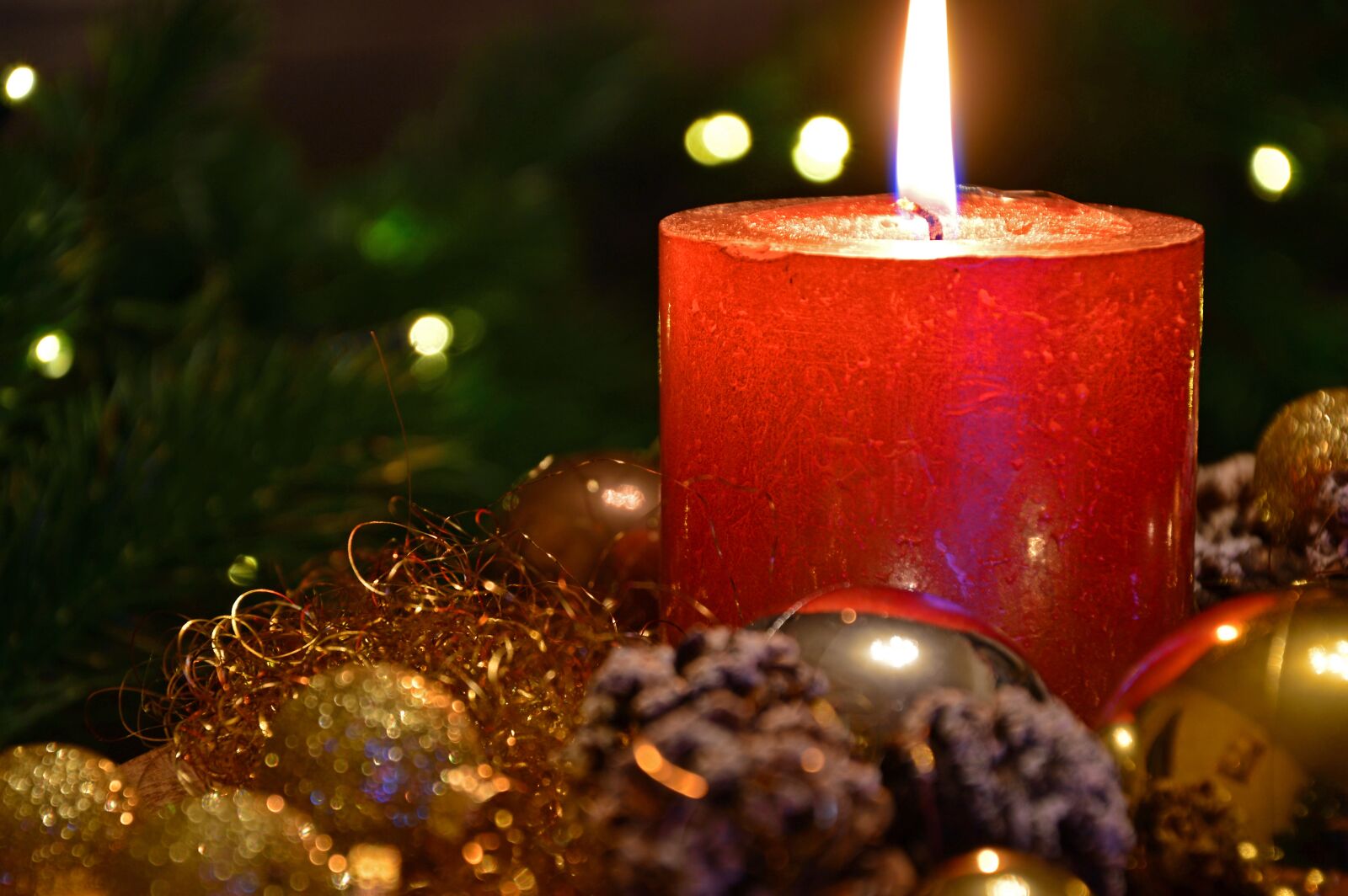 Nikon D3200 sample photo. Christmas picture, christmas candle photography
