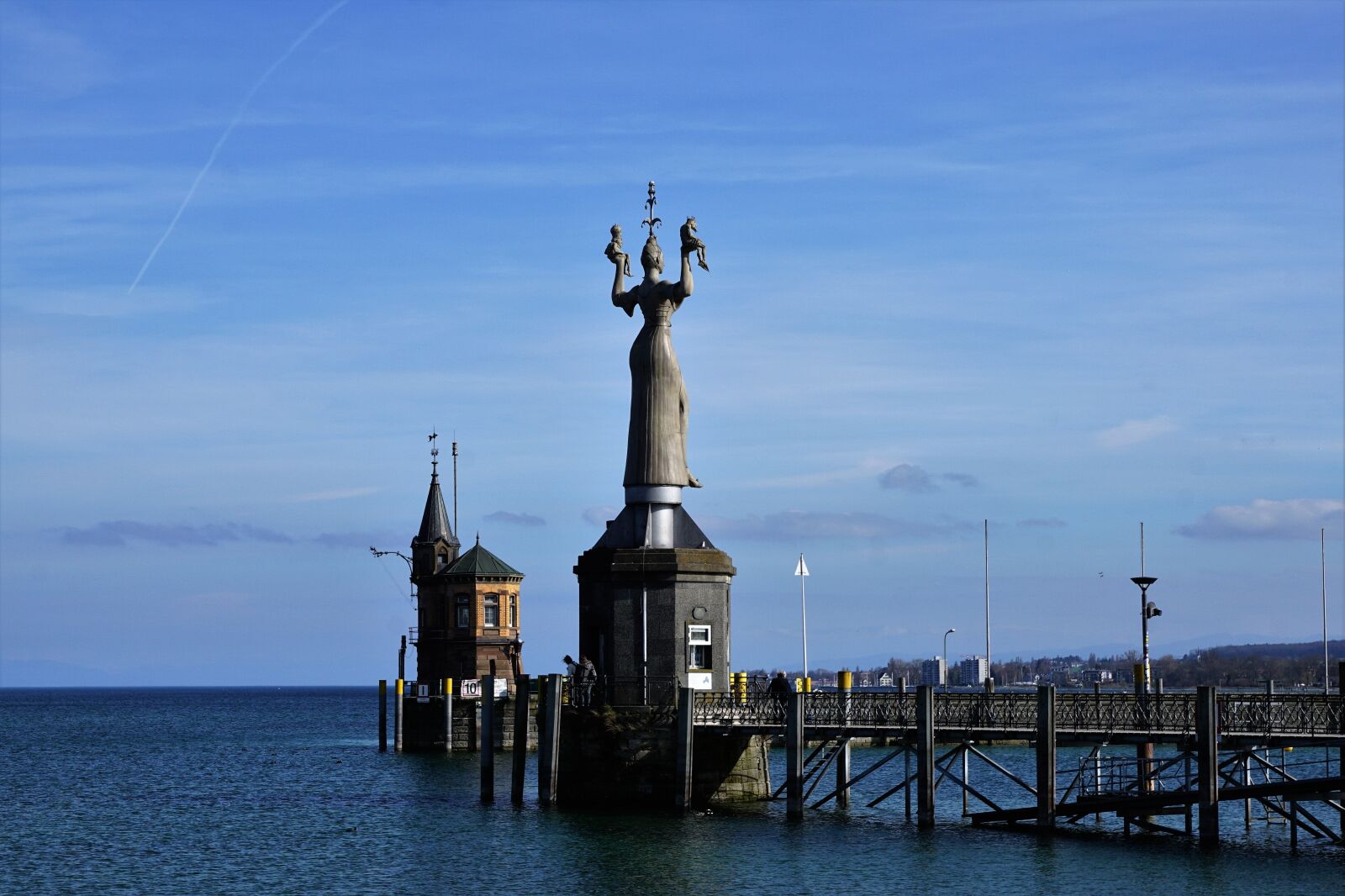 Sony ILCA-77M2 + Sony DT 16-50mm F2.8 SSM sample photo. Constance, figure, lake constance photography