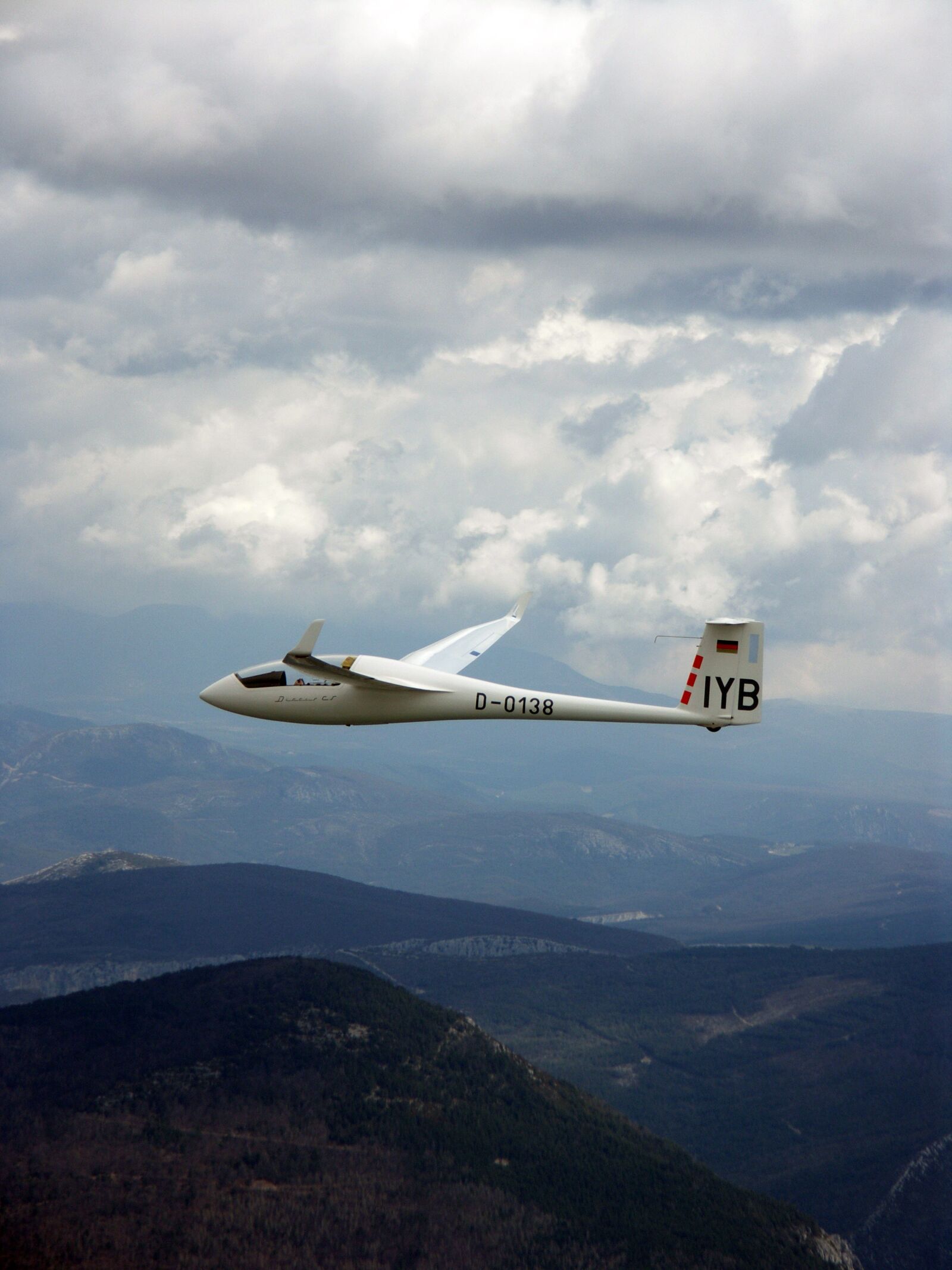 KONICA MINOLTA DiMAGE A200 sample photo. Adventure, aircraft, airplane photography
