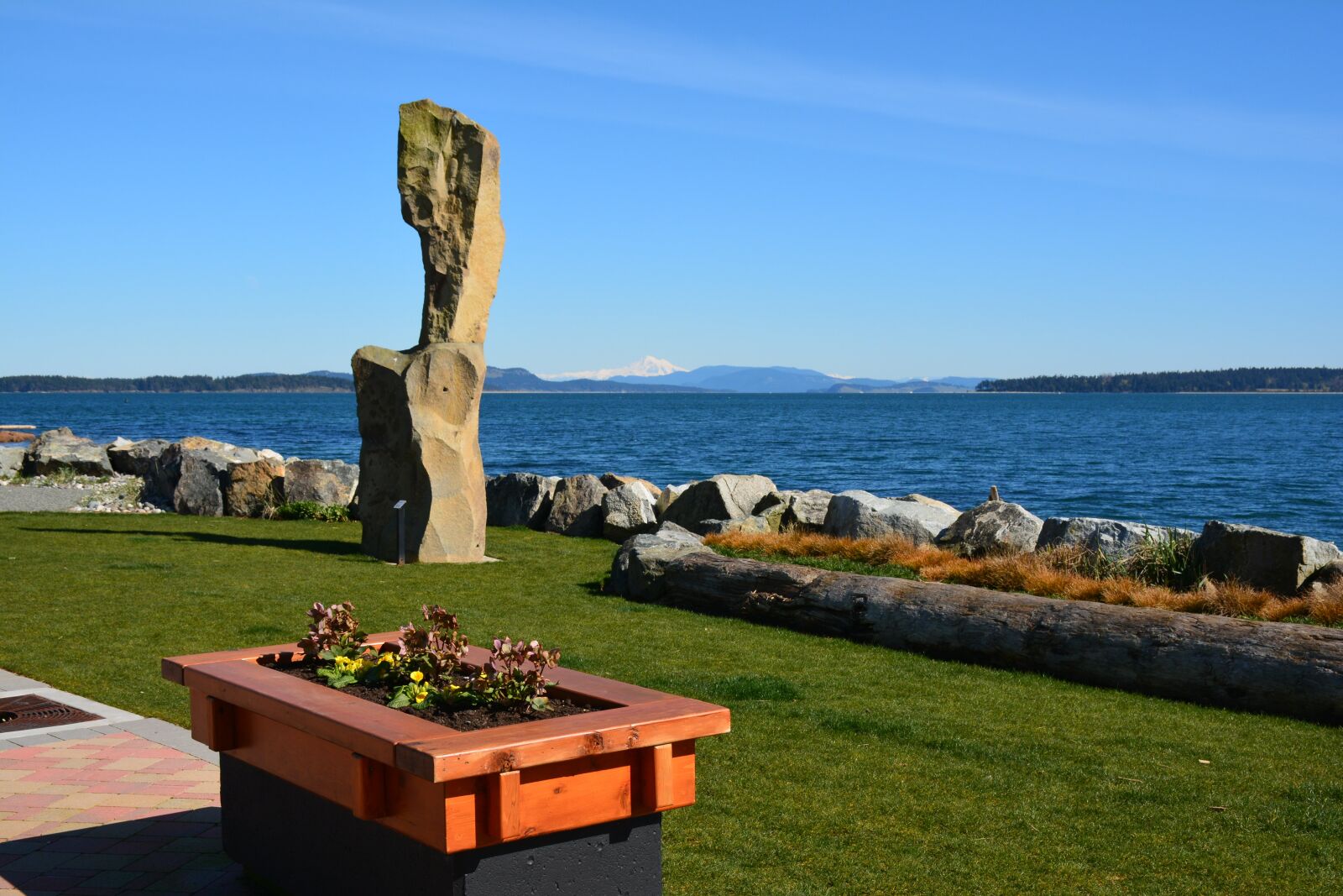 Nikon D7100 sample photo. Ocean, monolith, shore photography
