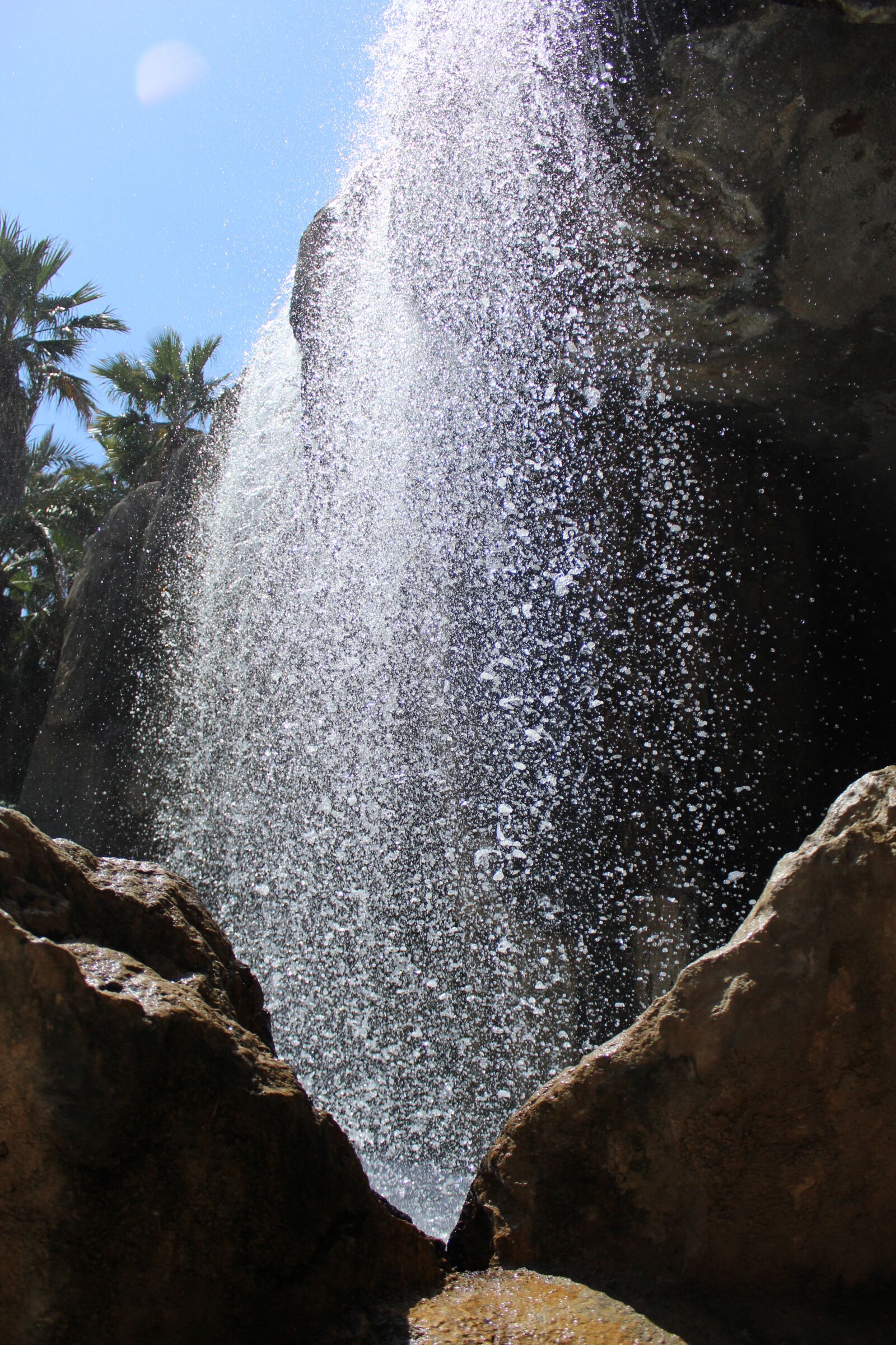 Canon EOS 1200D (EOS Rebel T5 / EOS Kiss X70 / EOS Hi) sample photo. Waterfall, water, nature photography