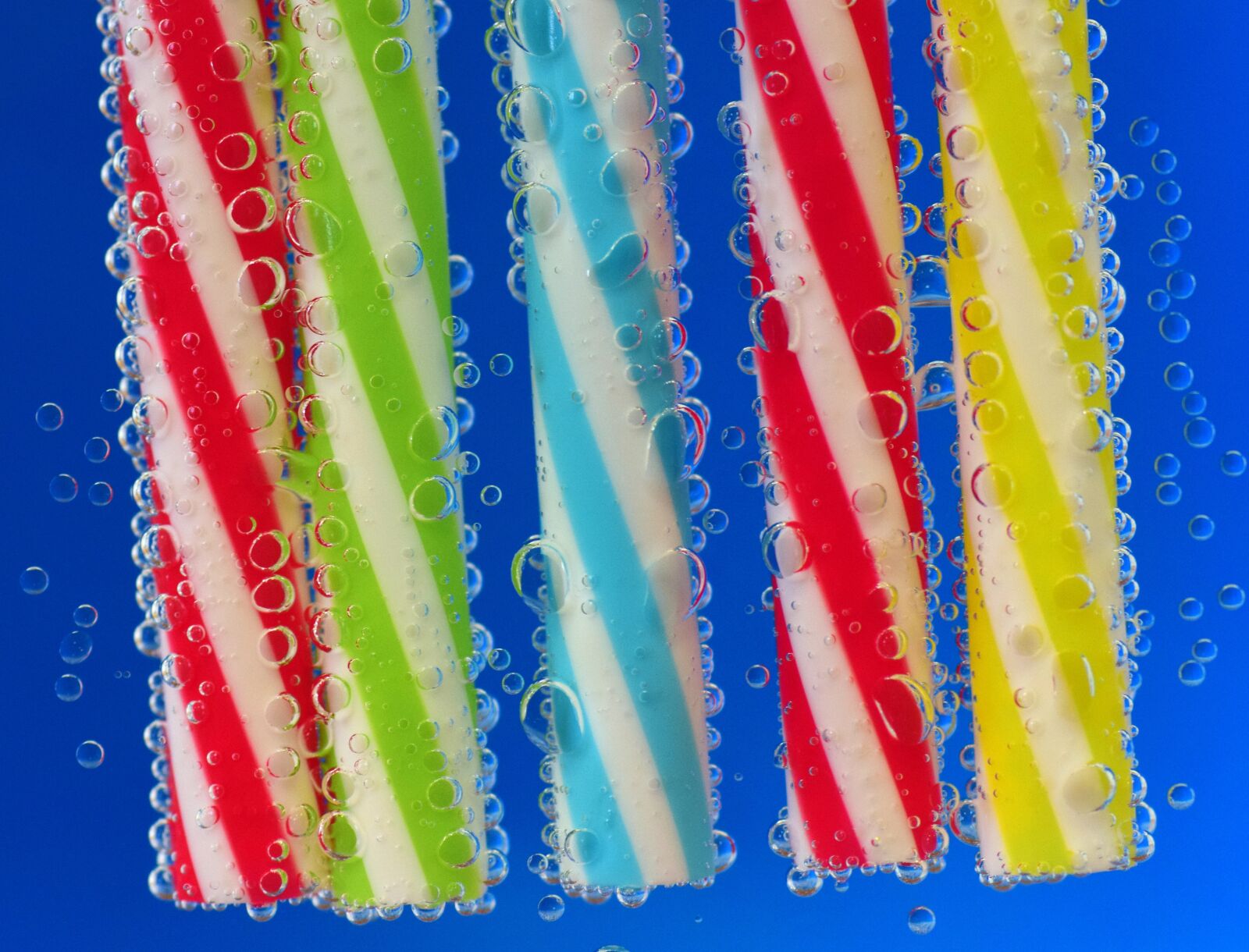 Nikon D3300 sample photo. Straws, drink, colorful photography