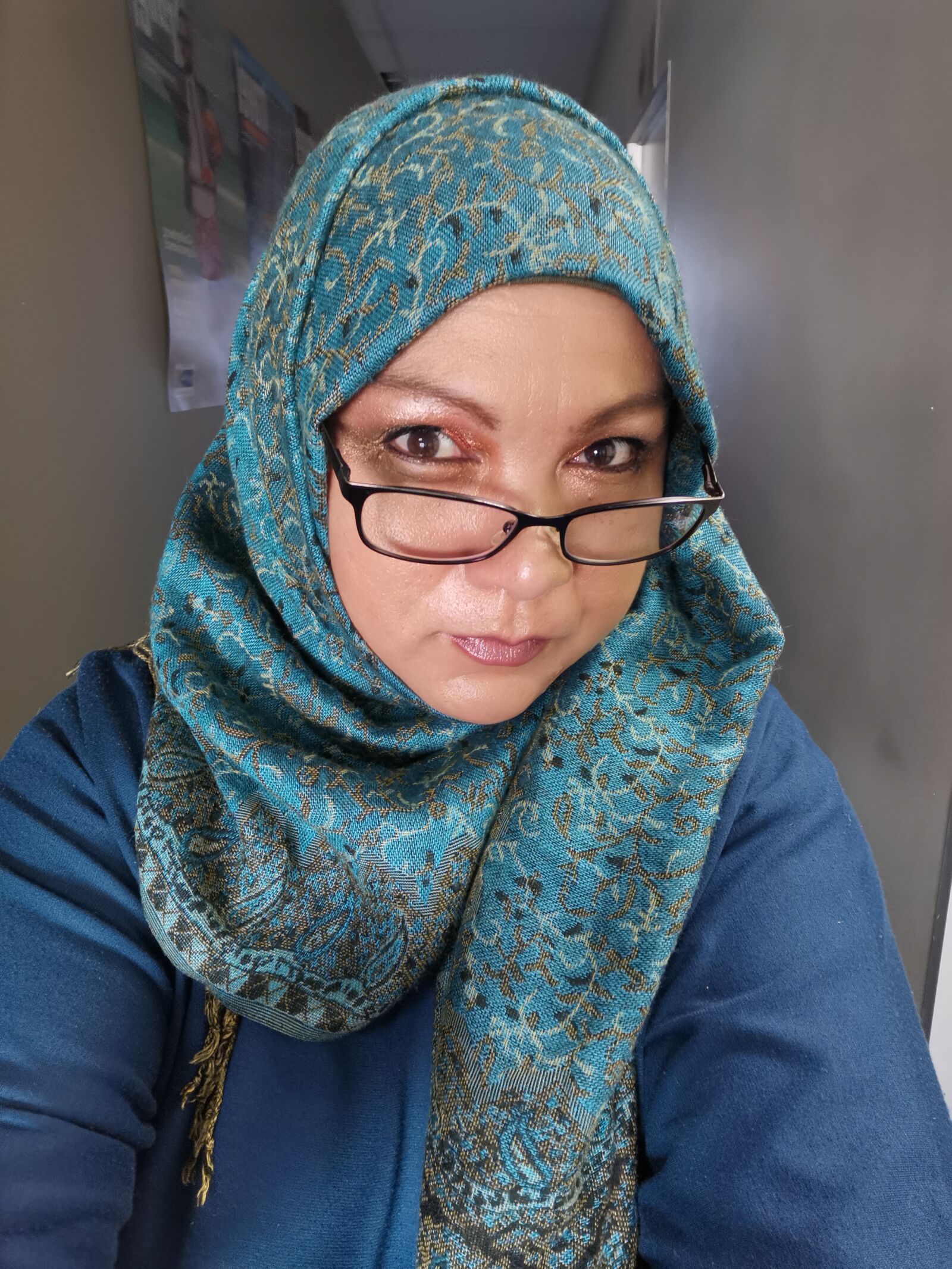 HUAWEI VOG-L29 sample photo. Woman, selflove, ladywithscarf photography
