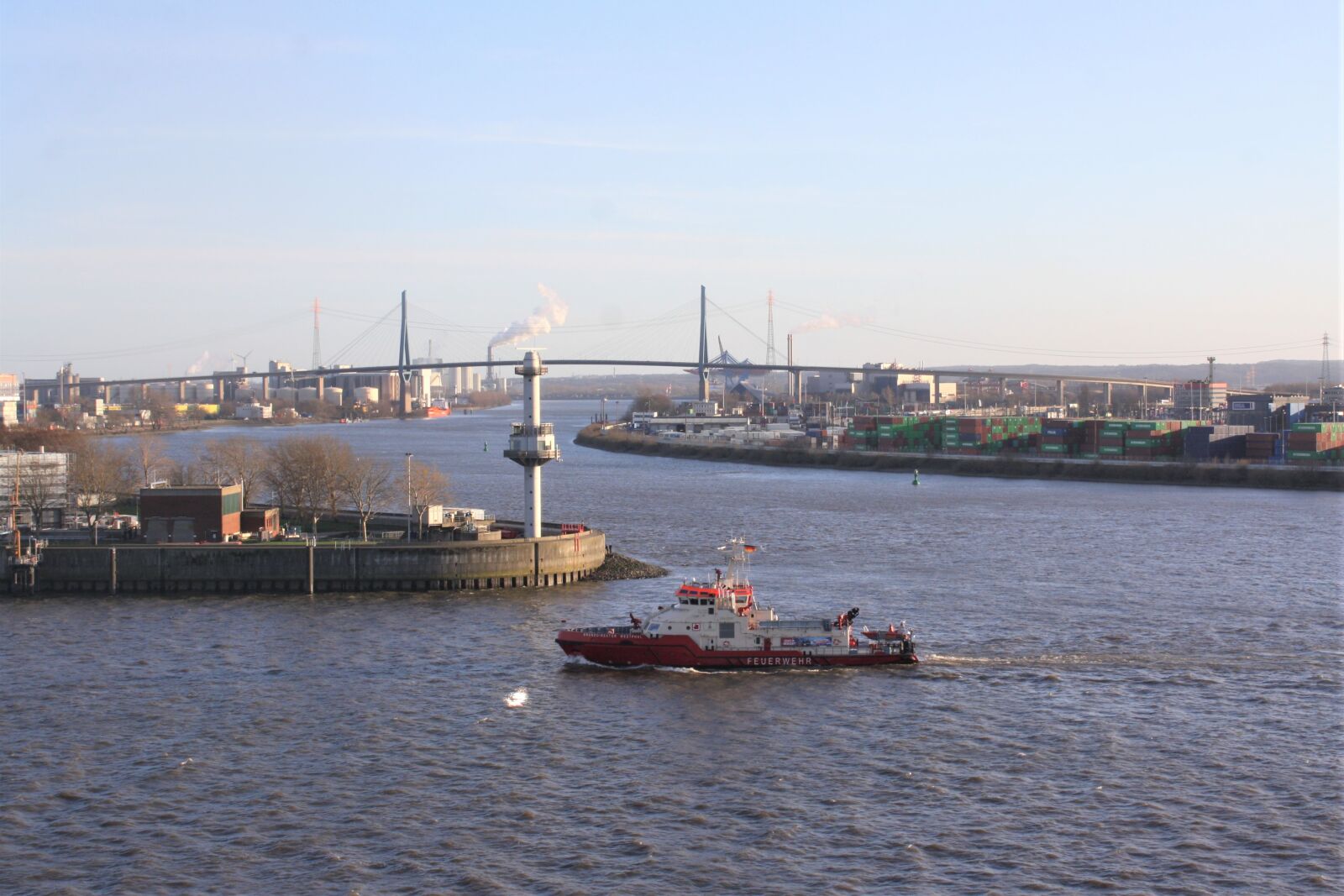 Canon EOS 1000D (EOS Digital Rebel XS / EOS Kiss F) sample photo. Hamburg, hamburgensien, harbour cruise photography