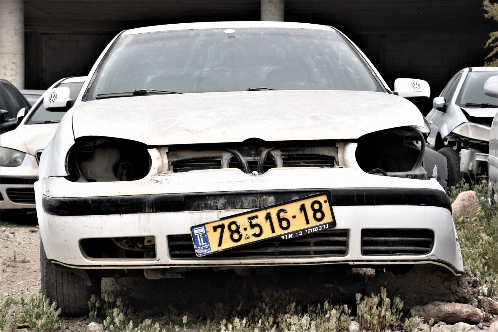 Nikon D5600 sample photo. Car, dead car, car photography