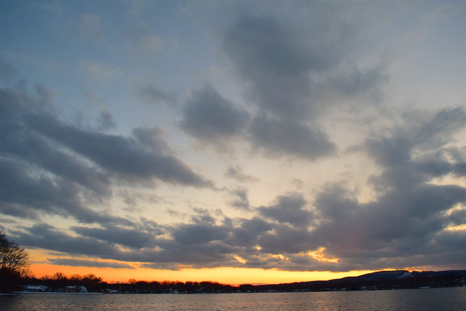 Nikon D3300 sample photo. Sunset, lake, cold photography