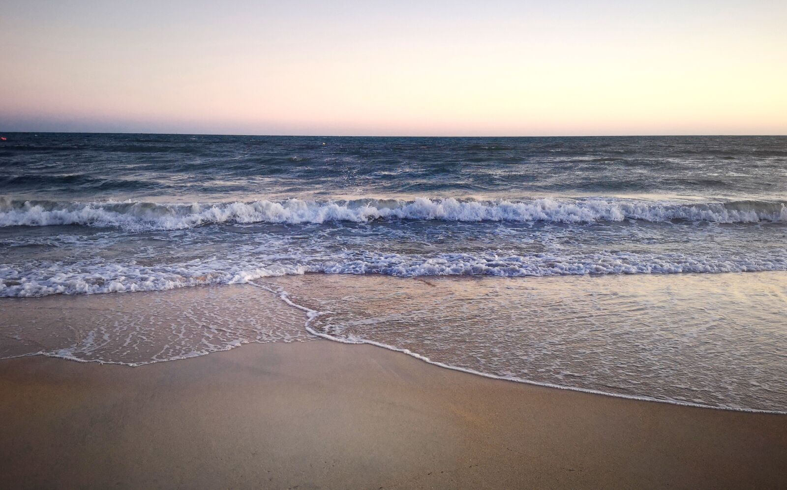 HUAWEI P20 sample photo. Sea, beach, water photography