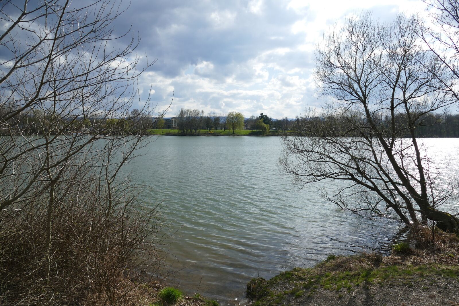 Panasonic Lumix DMC-FZ1000 sample photo. Lake, water, waters photography