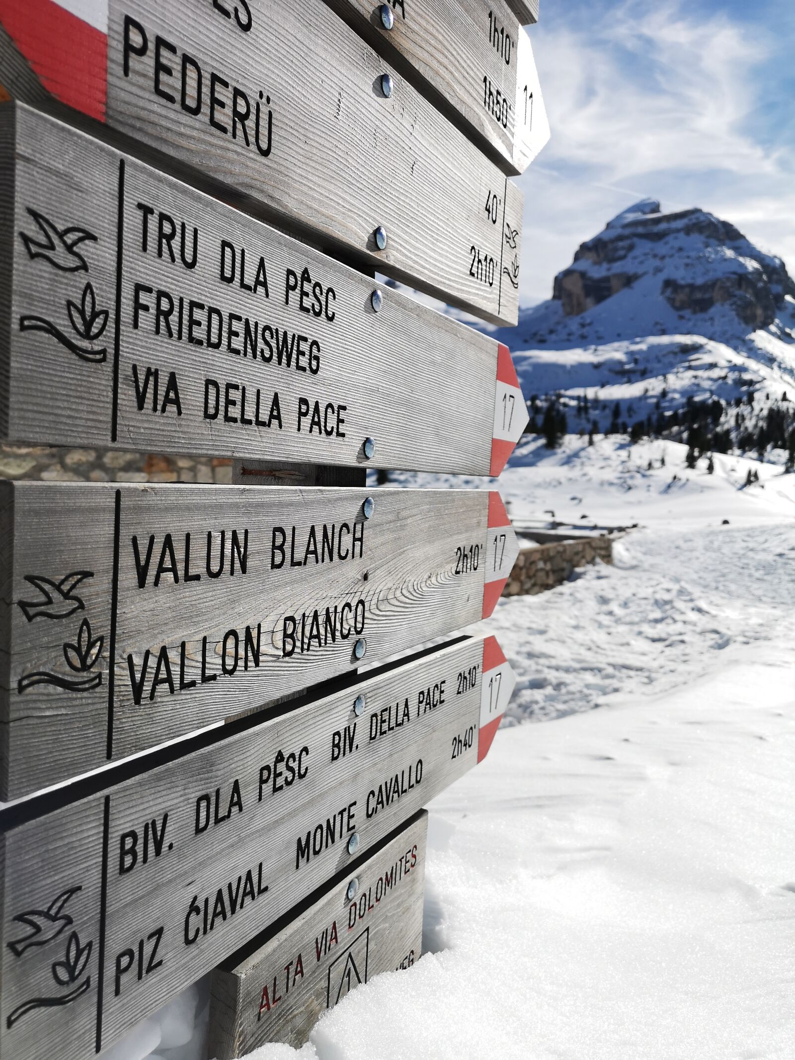 HUAWEI CLT-L09 sample photo. Written, fanes, dolomites photography