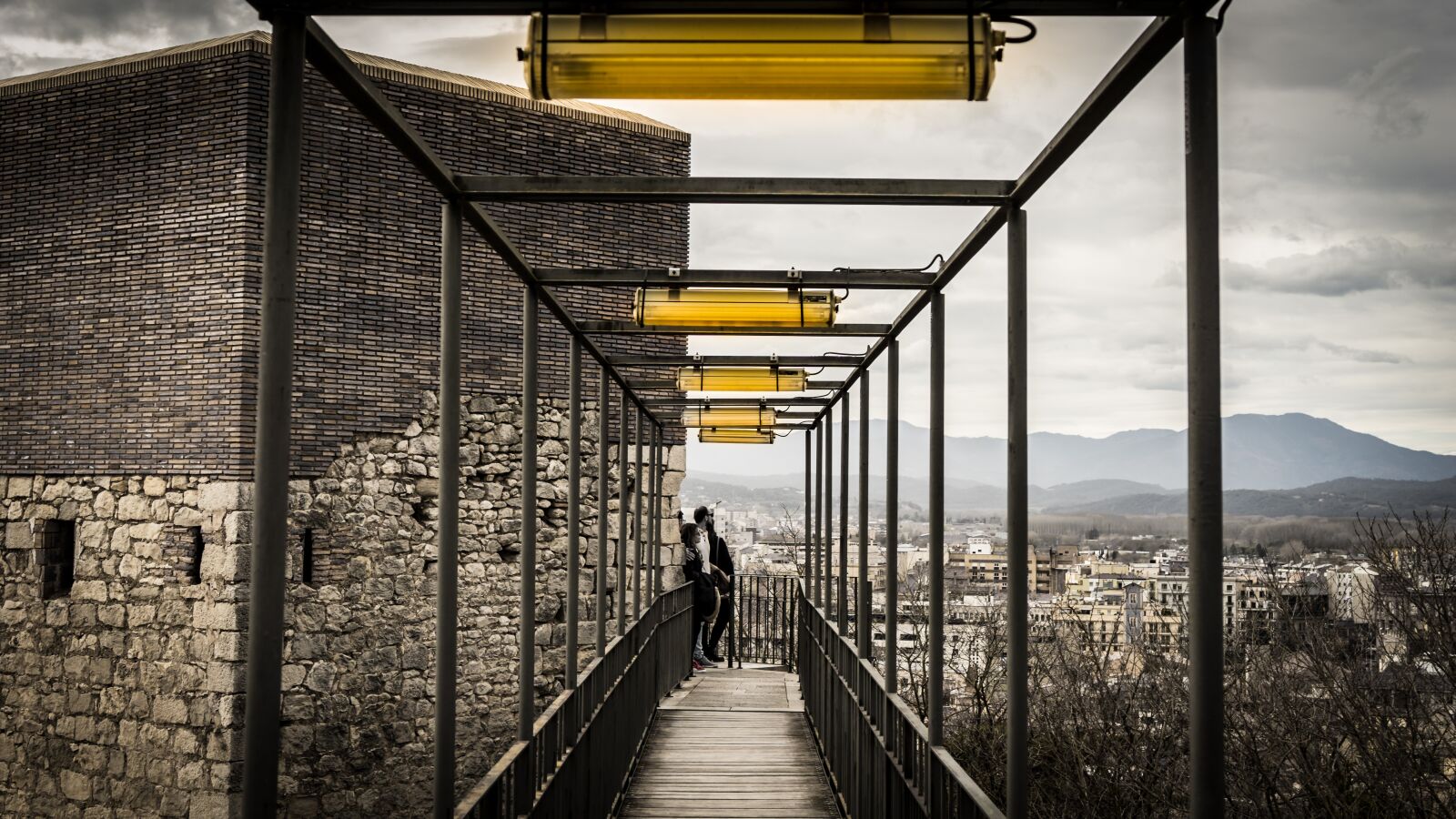 Sony a6000 + Sony E 35mm F1.8 OSS sample photo. Architecture, industry, outdoors photography