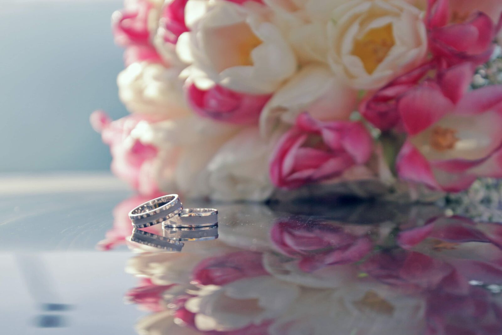 Canon EOS 7D + Canon EF-S 17-55mm F2.8 IS USM sample photo. Platinum, wedding ring, wedding photography