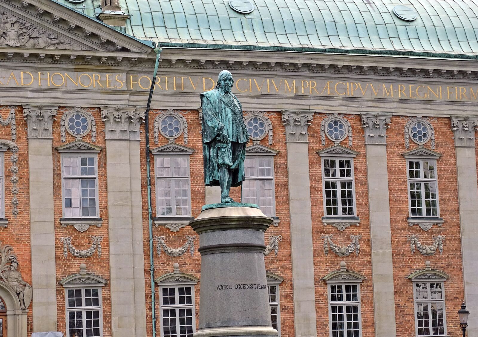 Sony Cyber-shot DSC-HX300 sample photo. Stockholm, statue, axel oxenstierna photography