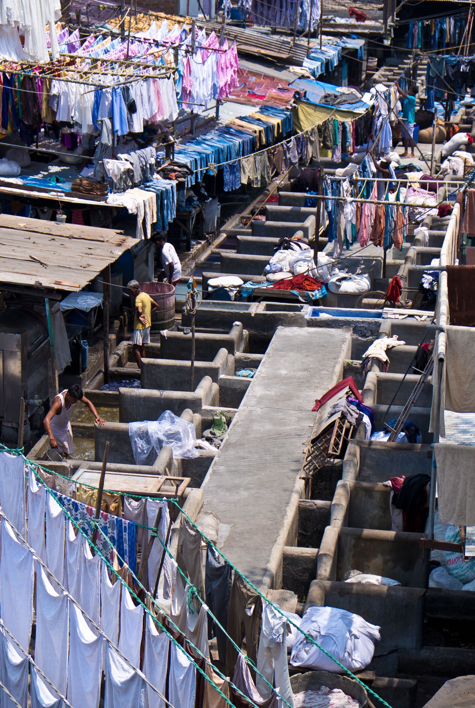 Fujifilm X-E2 sample photo. Laundry, slum, india photography