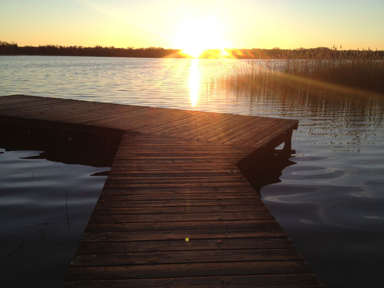 Apple iPhone 4S sample photo. Sunset, bridge, lake photography