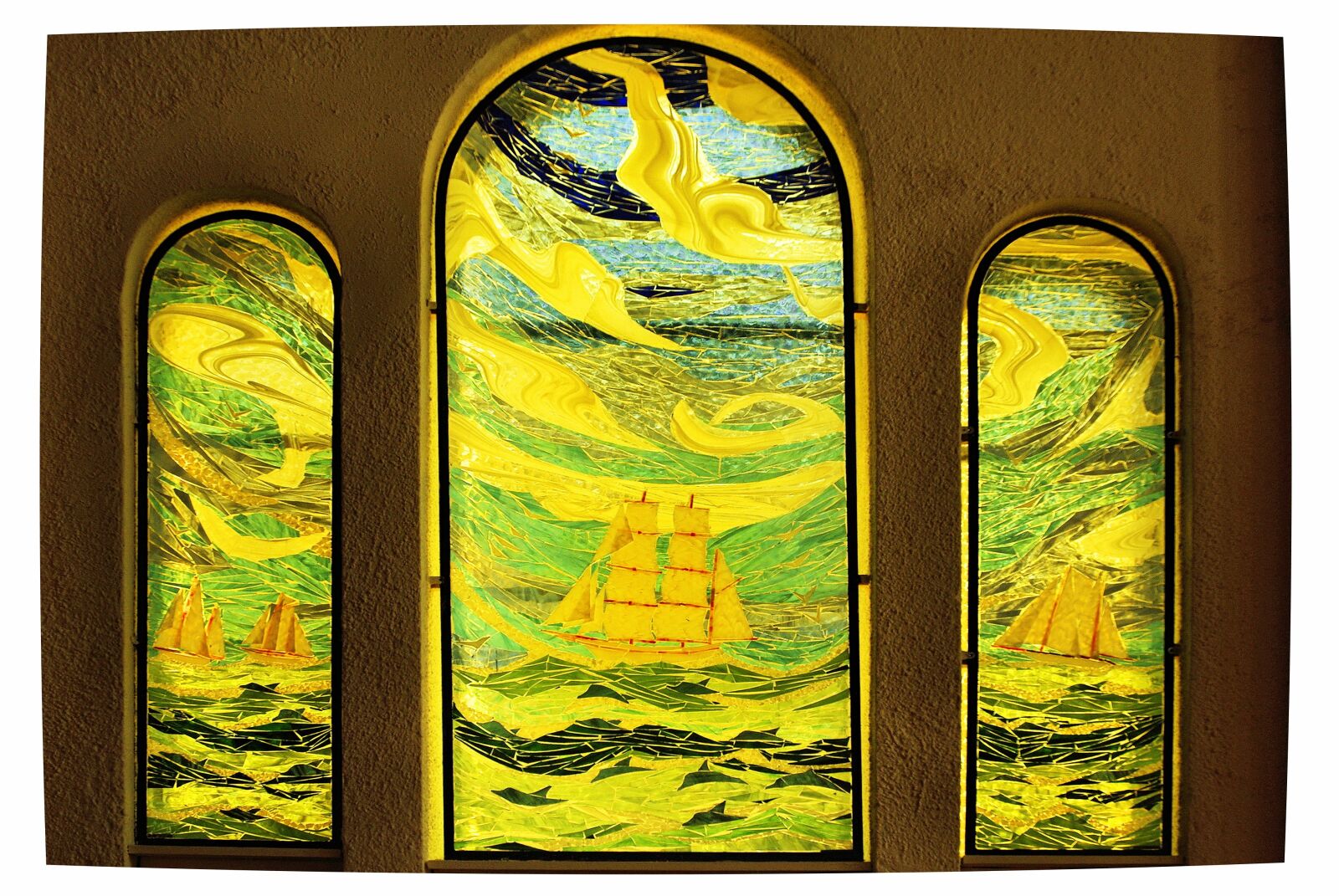 Pentax K200D sample photo. France, pornic, stained glass photography