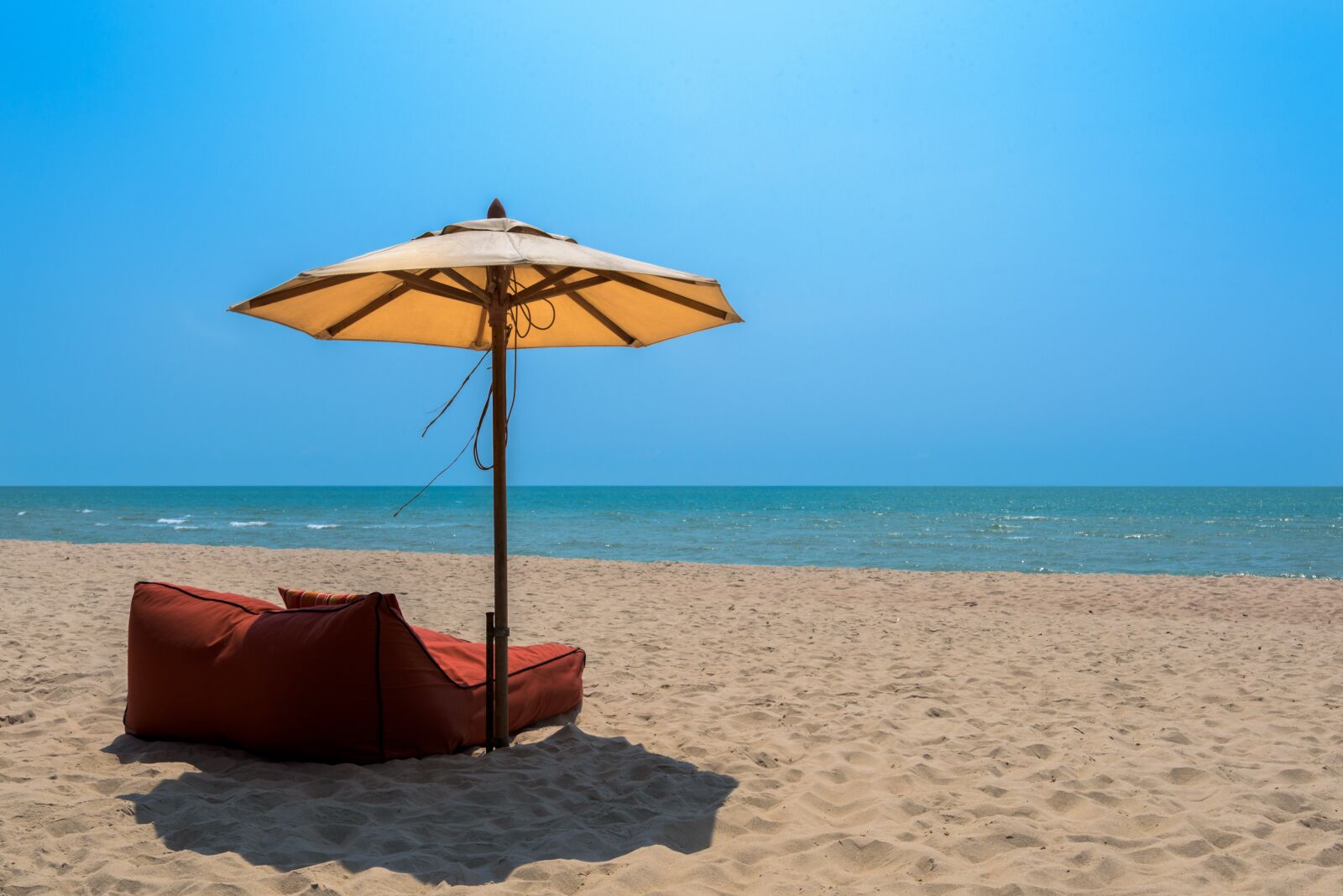 Nikon D750 sample photo. Thailand, beach, sand photography