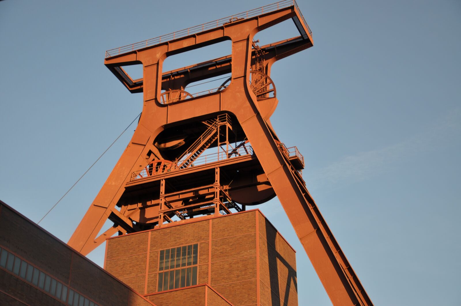 Nikon D90 sample photo. Industry, sky, expression photography
