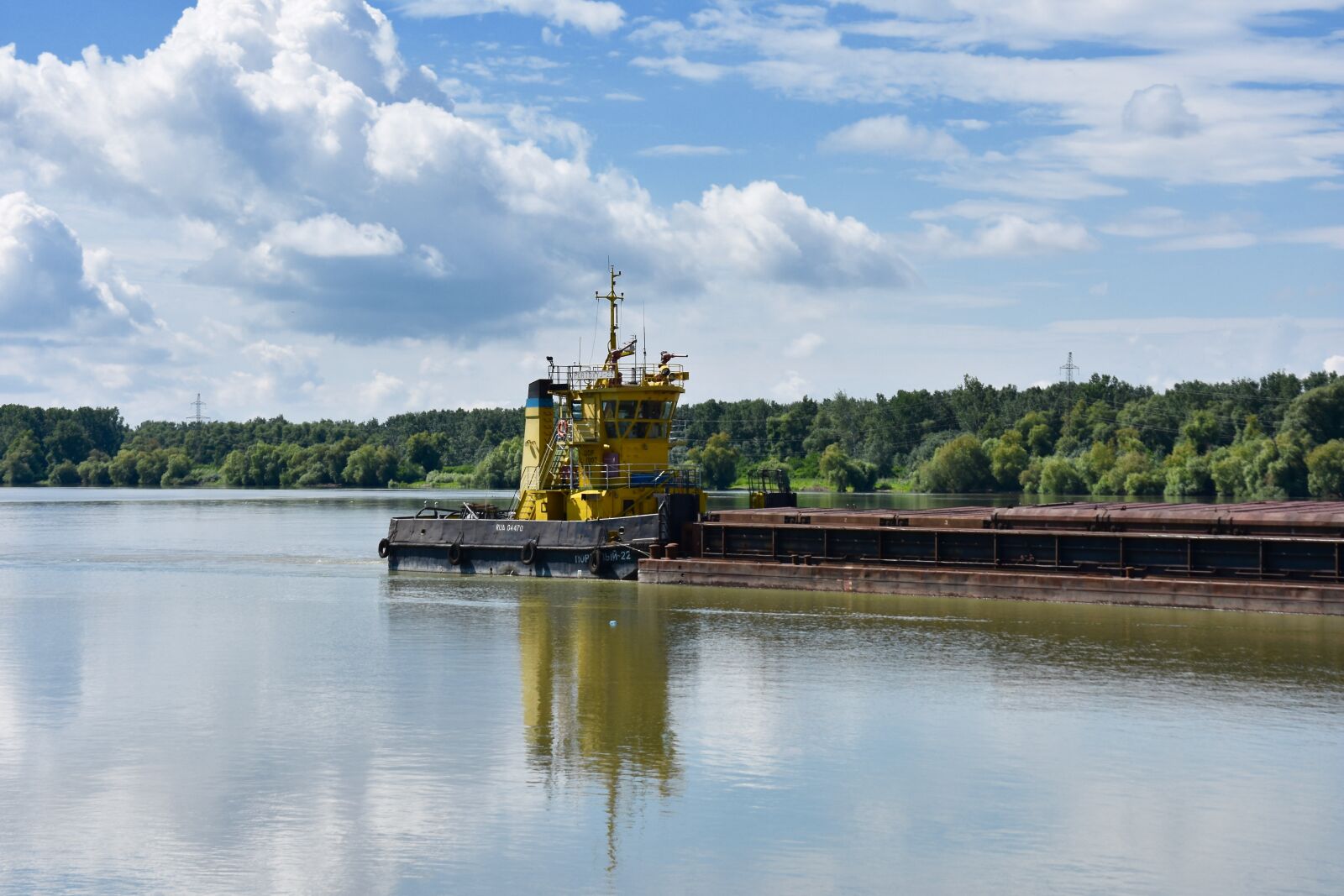 Nikon D7200 sample photo. Pusher, barges, danube photography