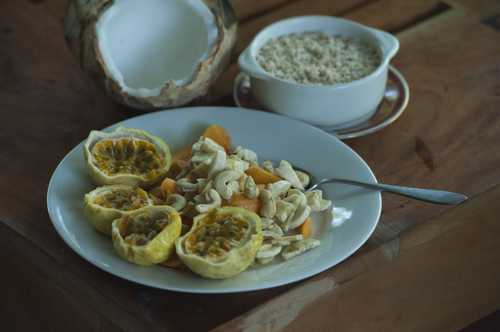 Nikon D700 sample photo. Bowl, breakfast, cashew, coconut photography
